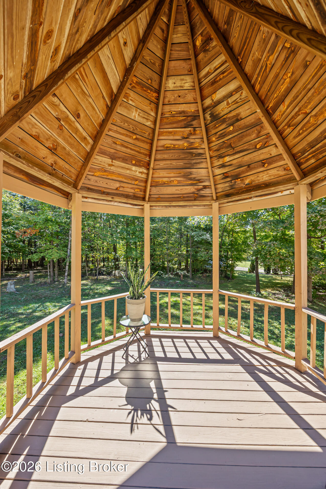 453 Laverne Ct