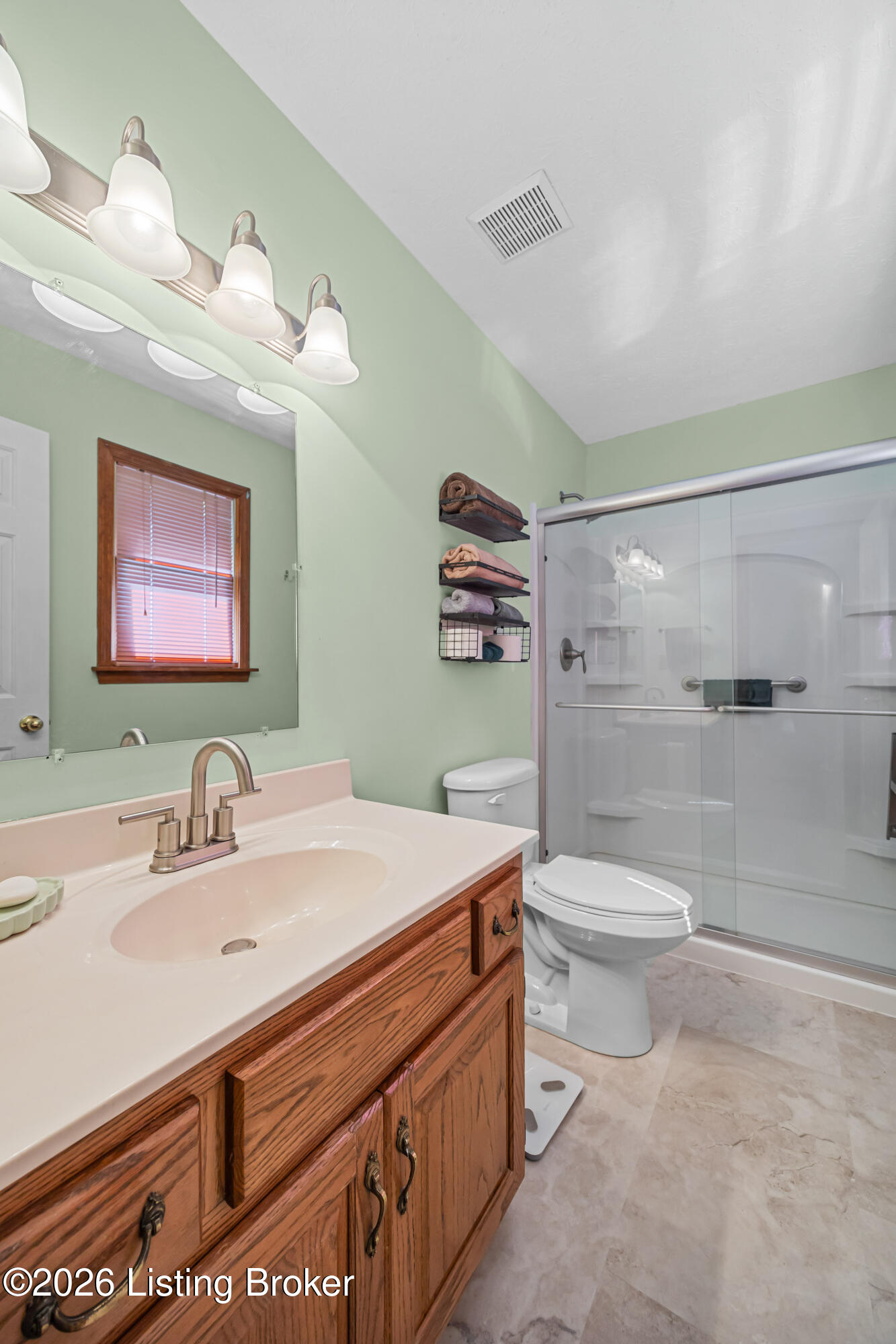453 Laverne Ct