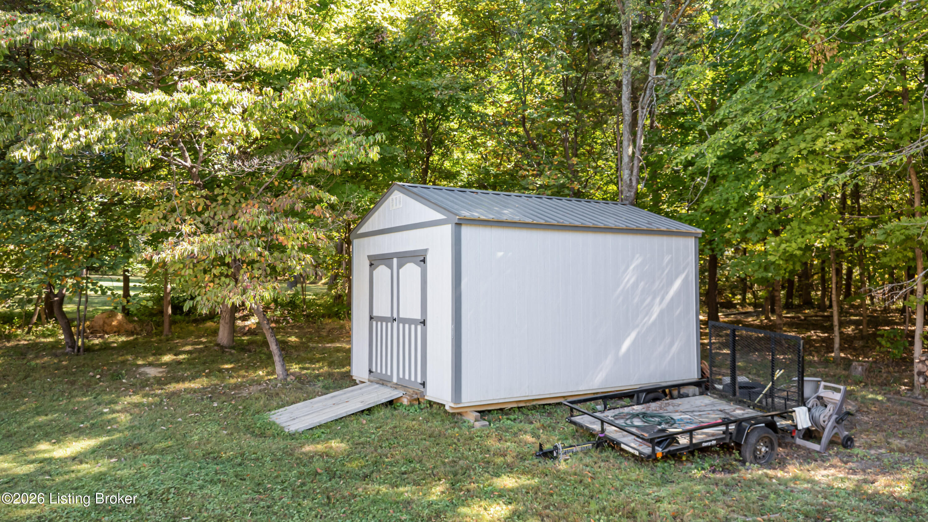 453 Laverne Ct