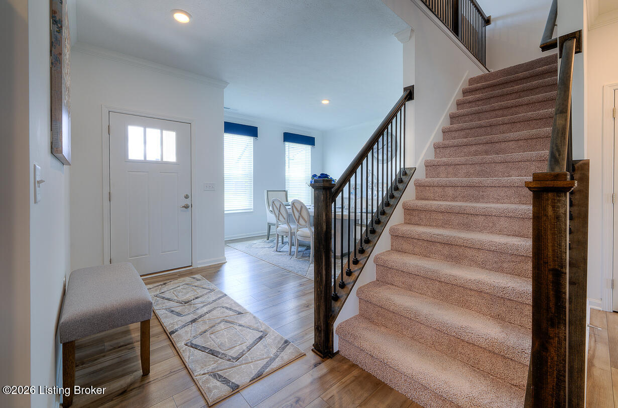 8401 Hummingbird Nest Ct
