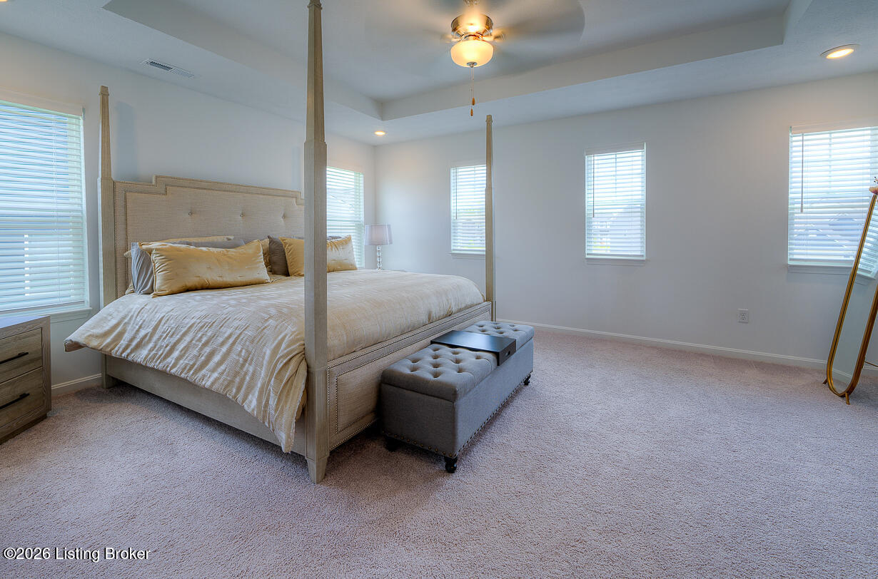 8401 Hummingbird Nest Ct