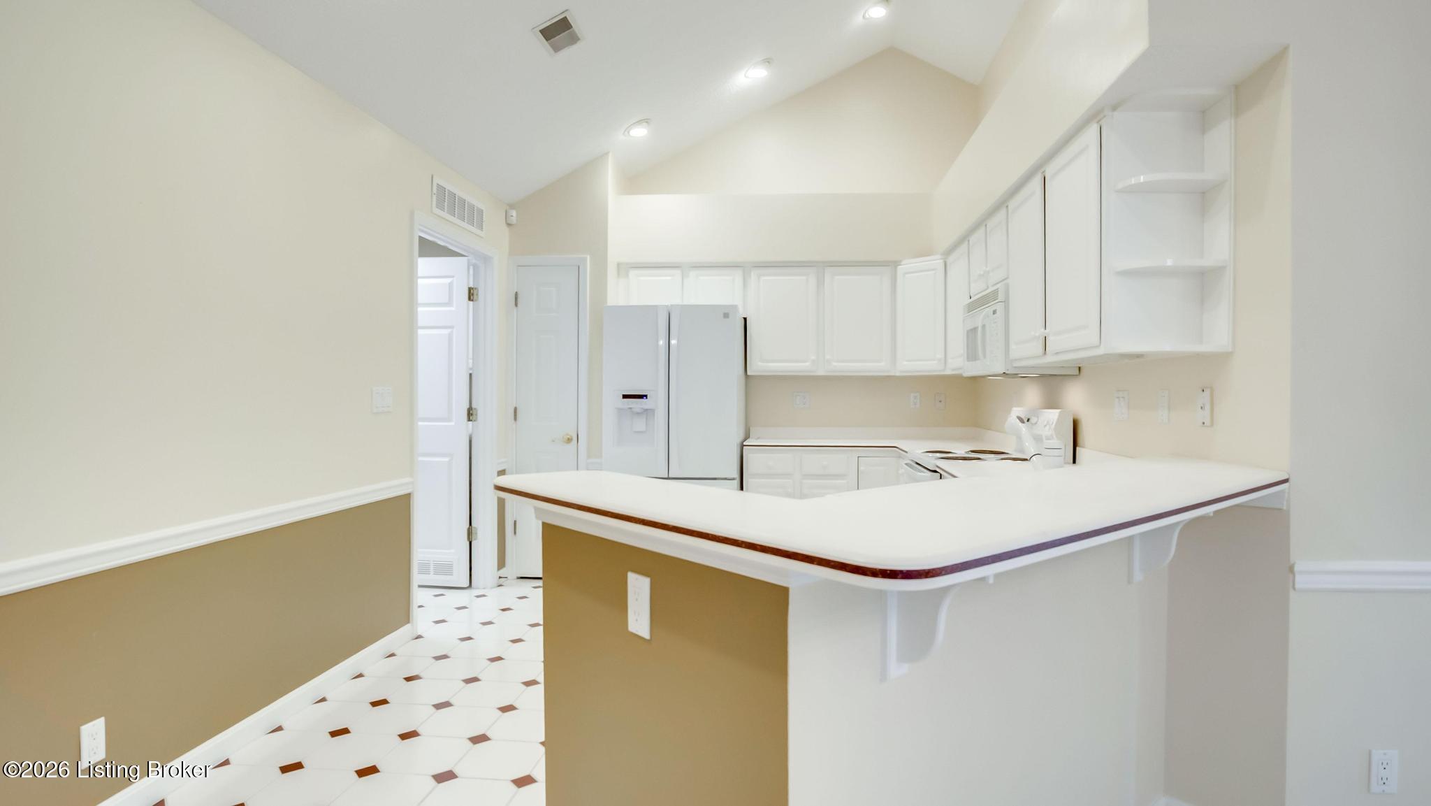 8228 St Andrews Village Dr