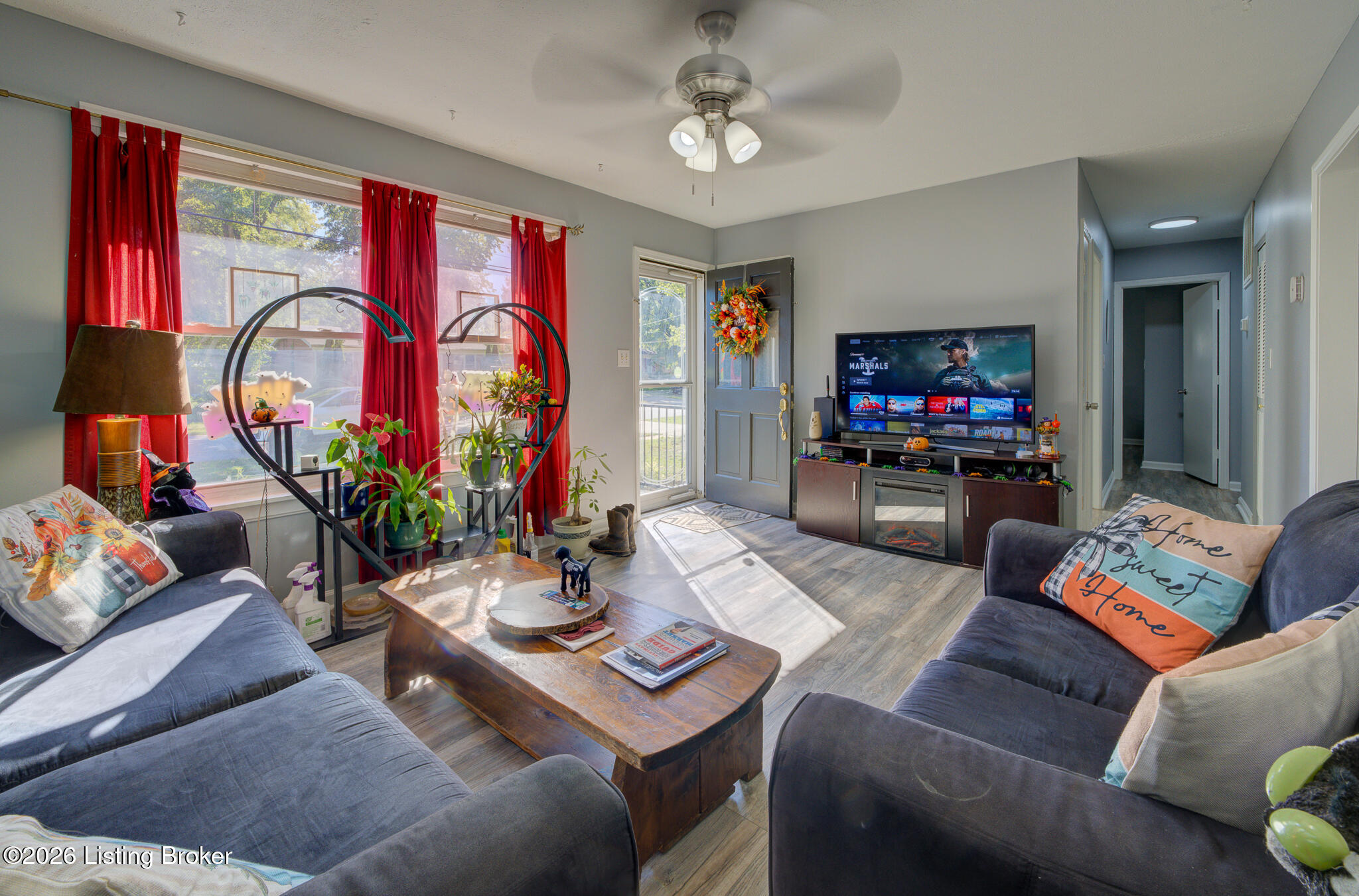 5411 Alicante Ln