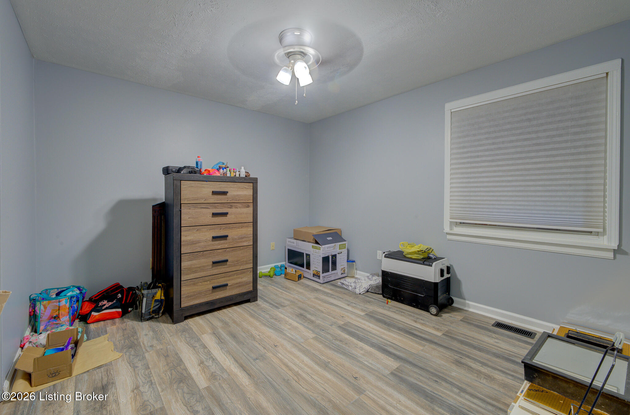 5411 Alicante Ln