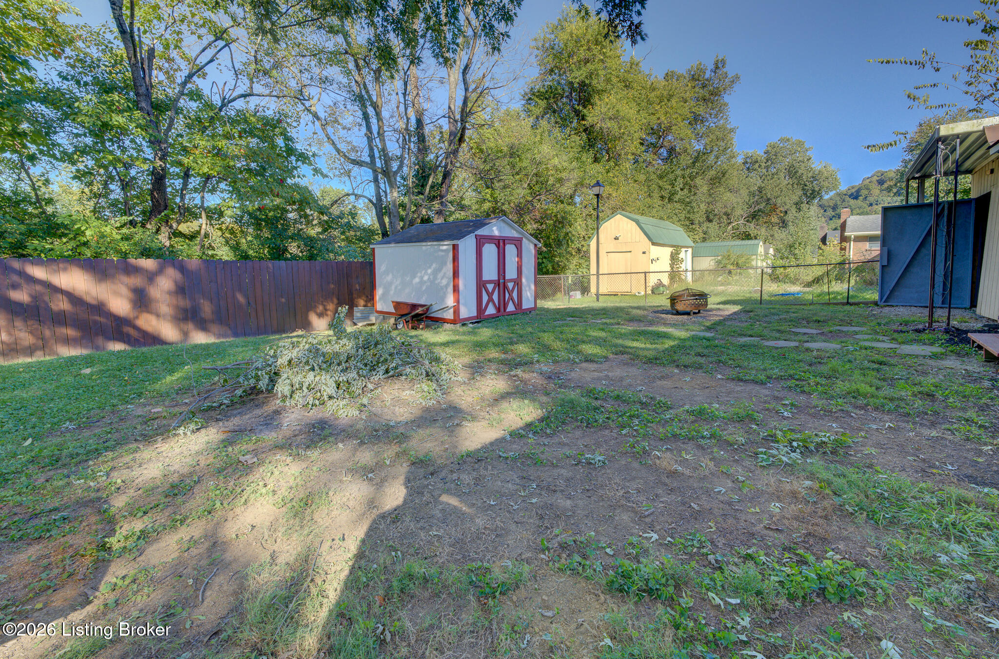 5411 Alicante Ln