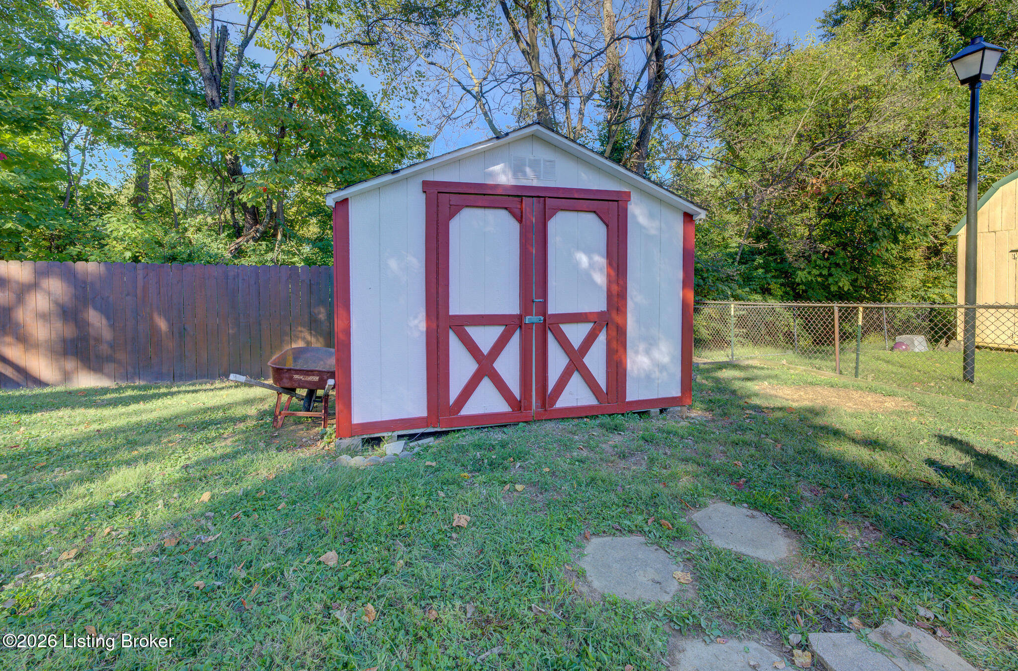 5411 Alicante Ln