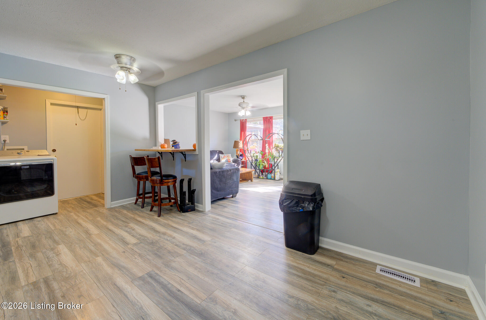5411 Alicante Ln