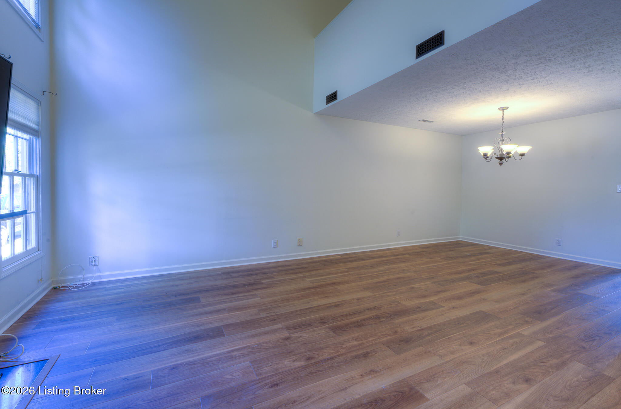 715 Yorkwood Pl