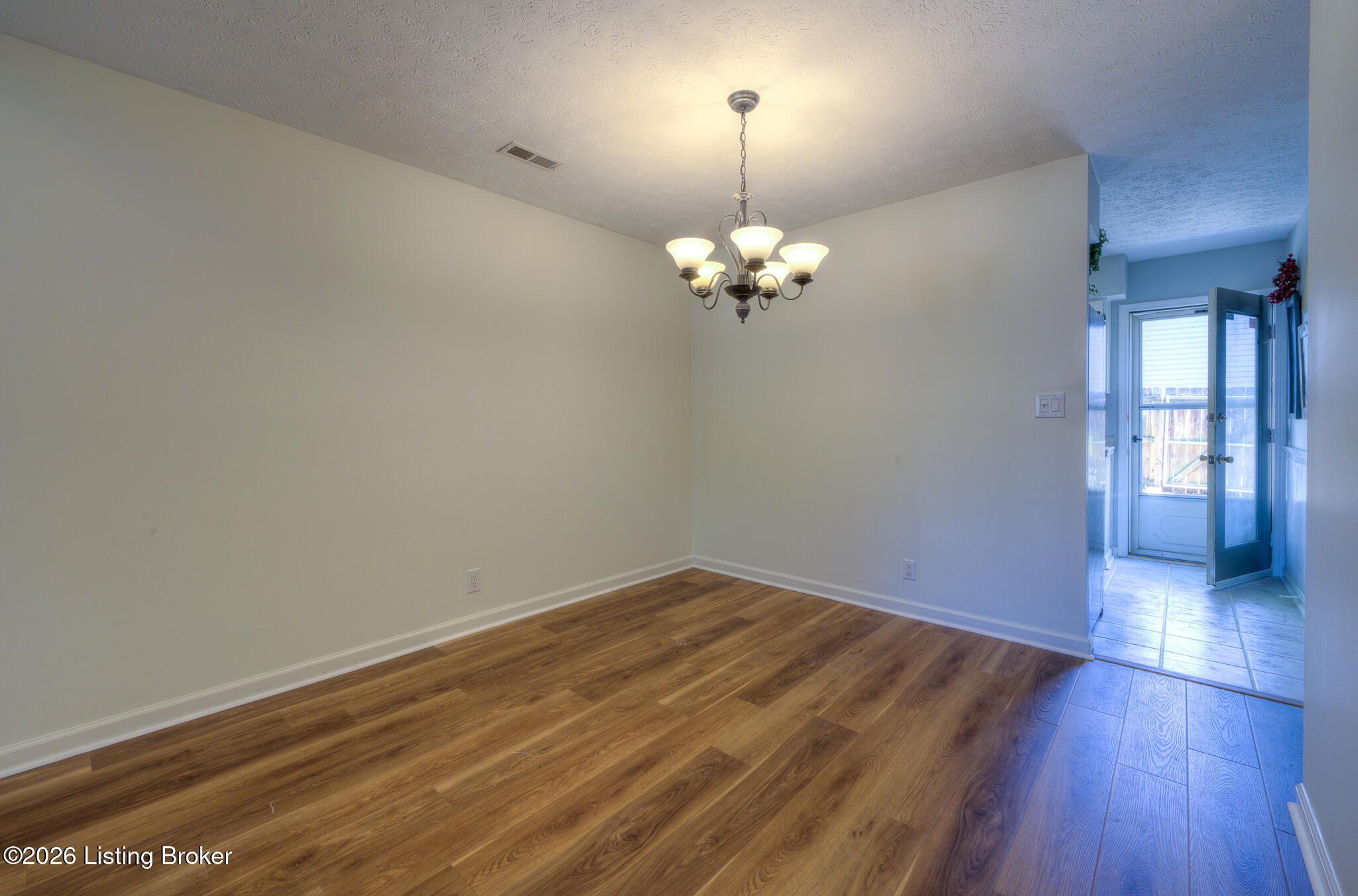 715 Yorkwood Pl