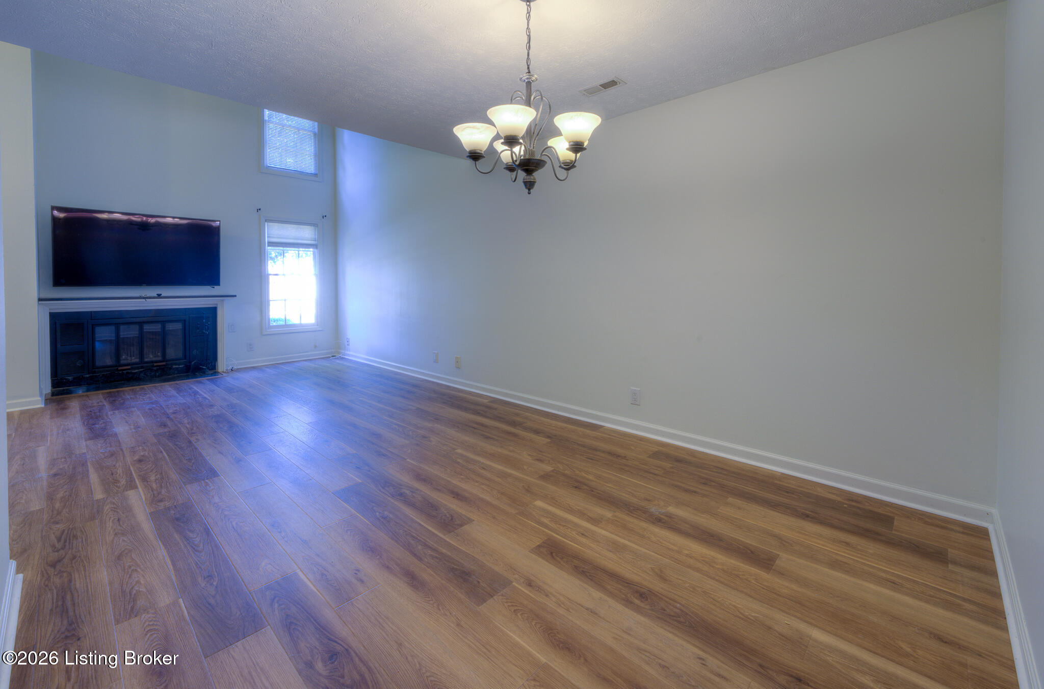 715 Yorkwood Pl
