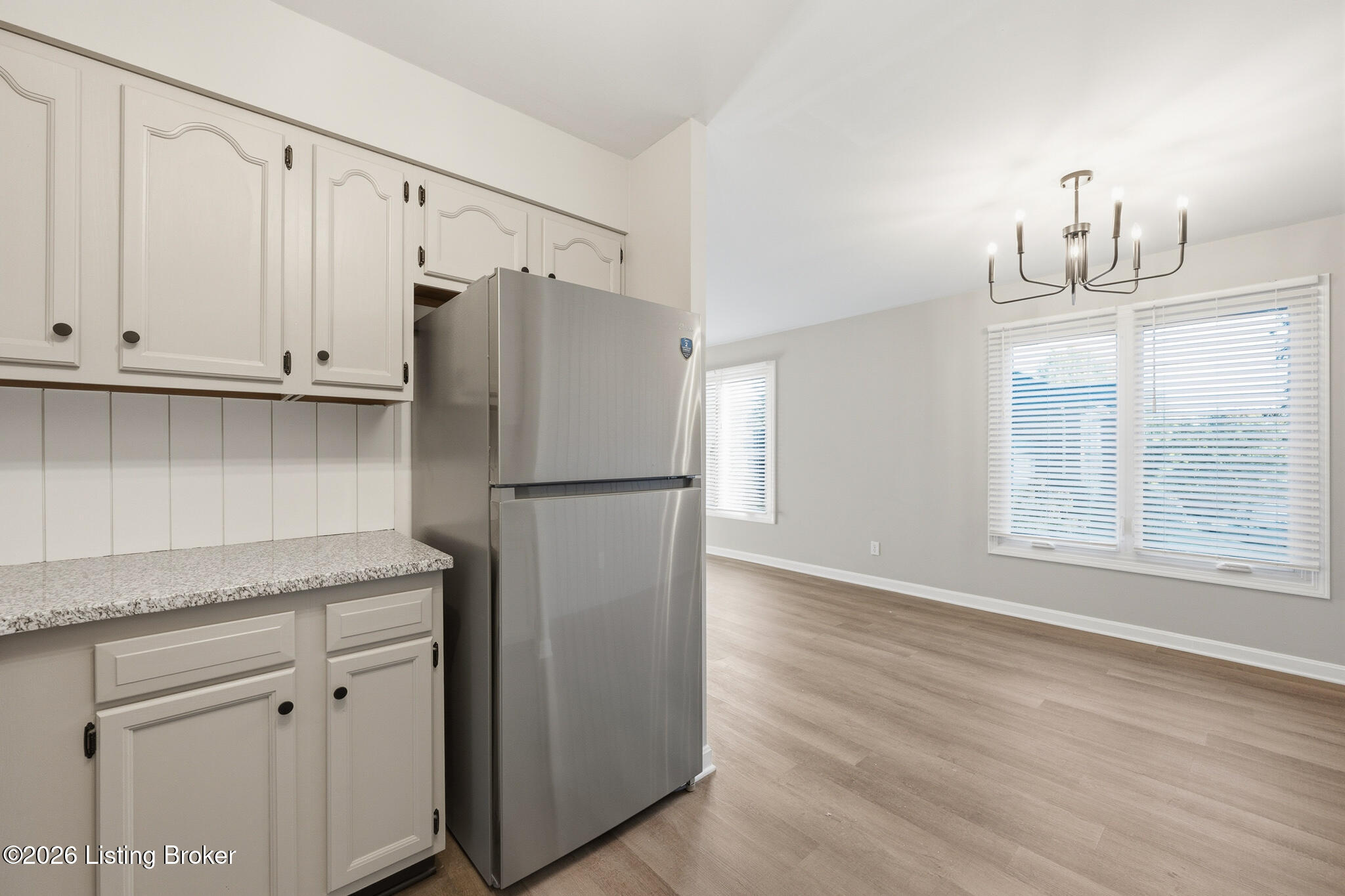 4001 Stoneview Dr Unit 2