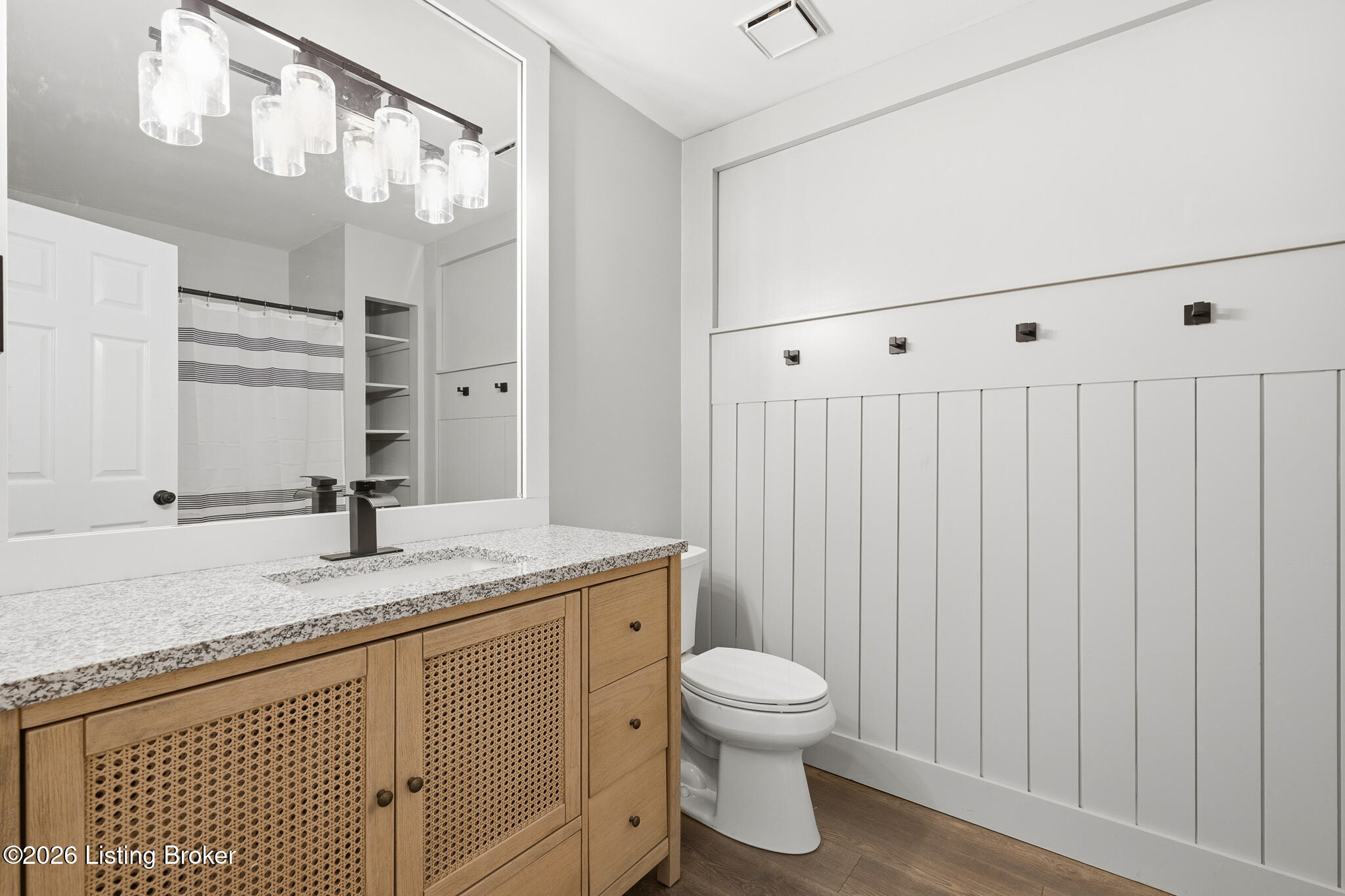 4001 Stoneview Dr Unit 2