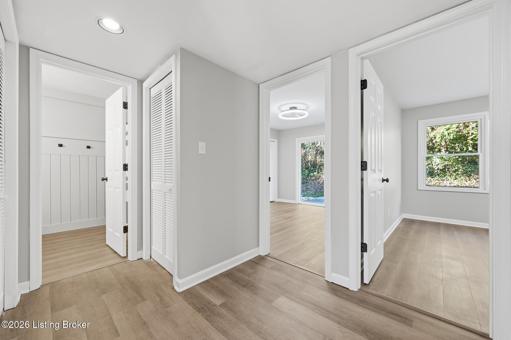 4001 Stoneview Dr Unit 2