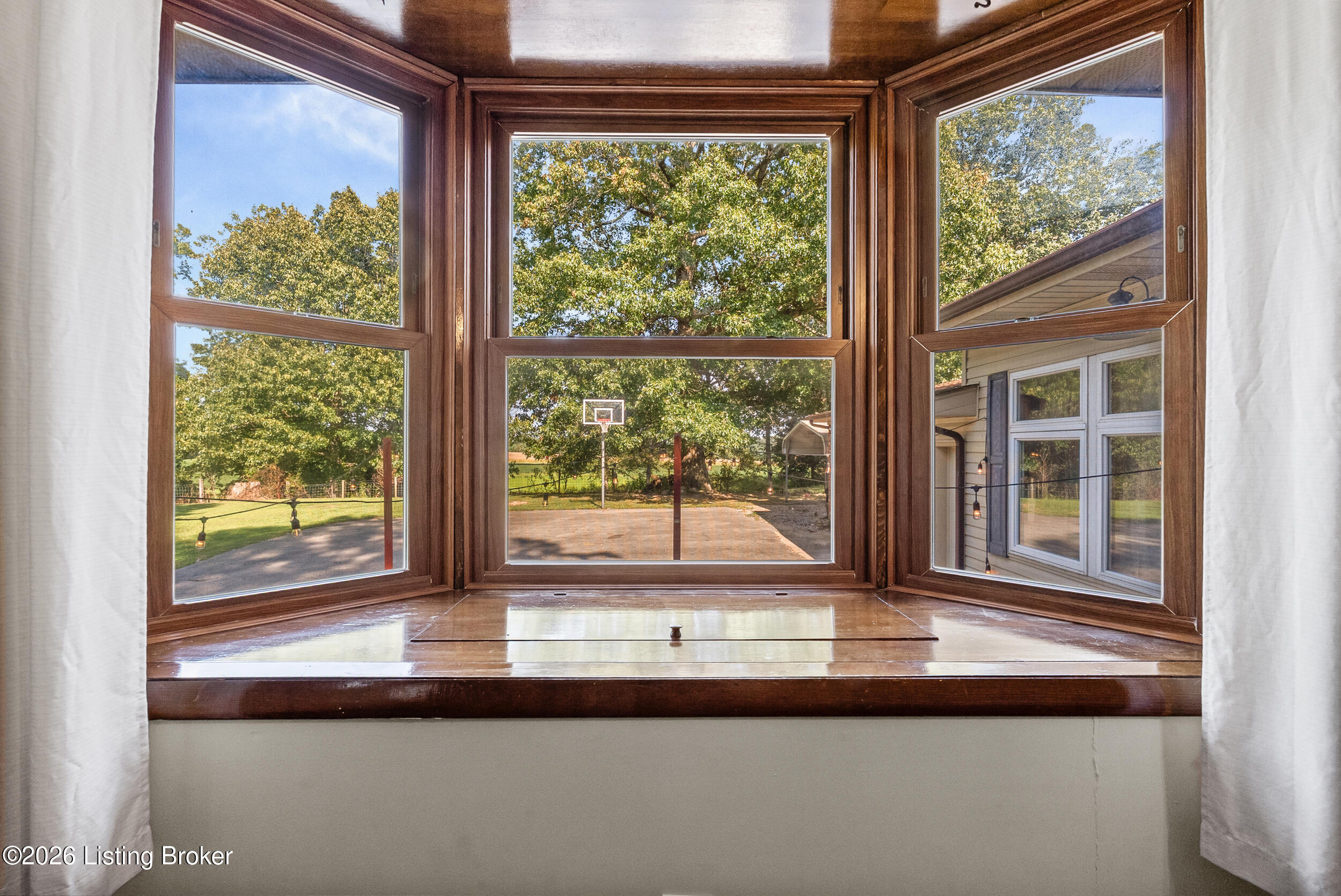 4325 Smith Campground Rd