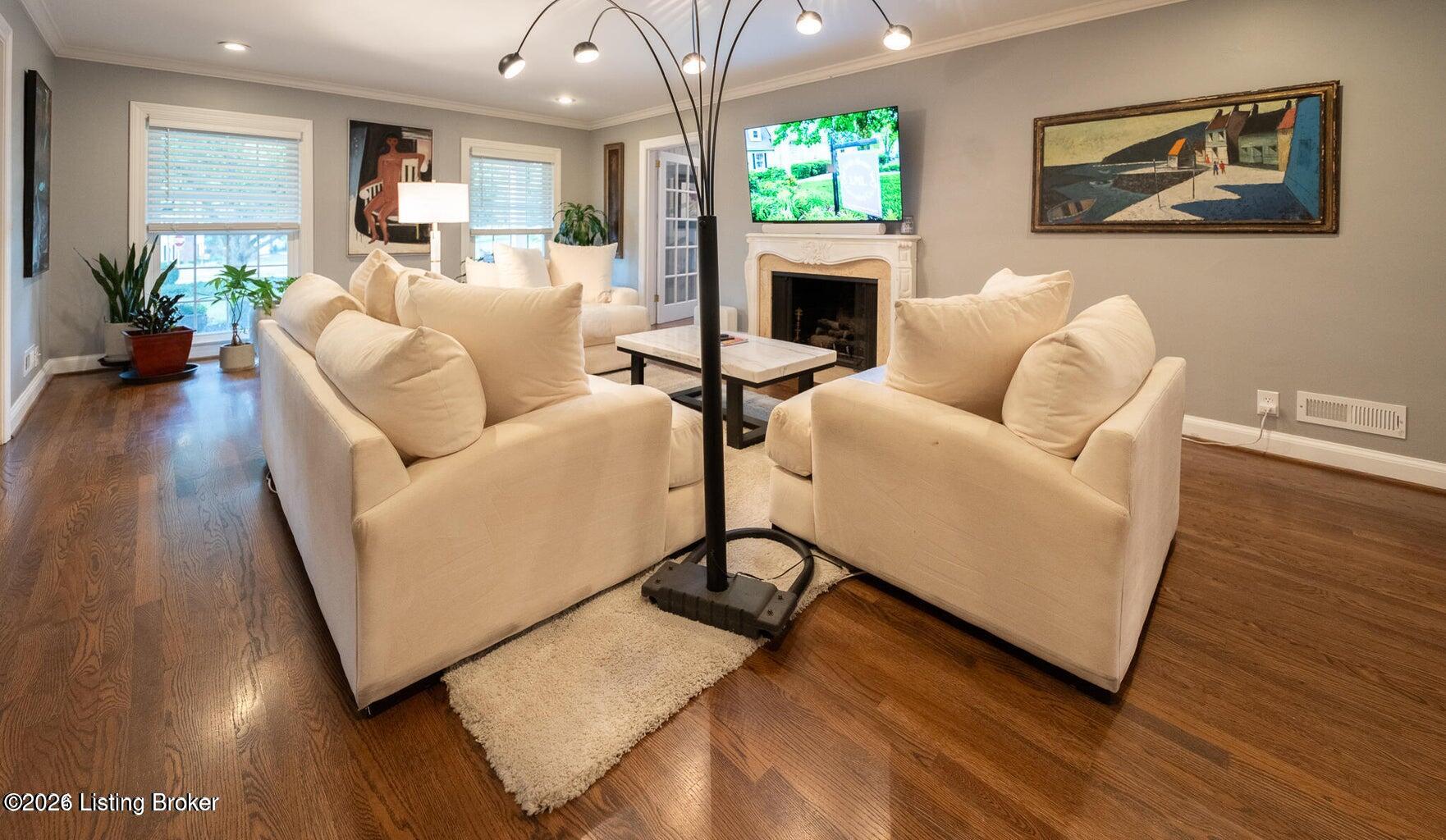514 Jarvis Ln