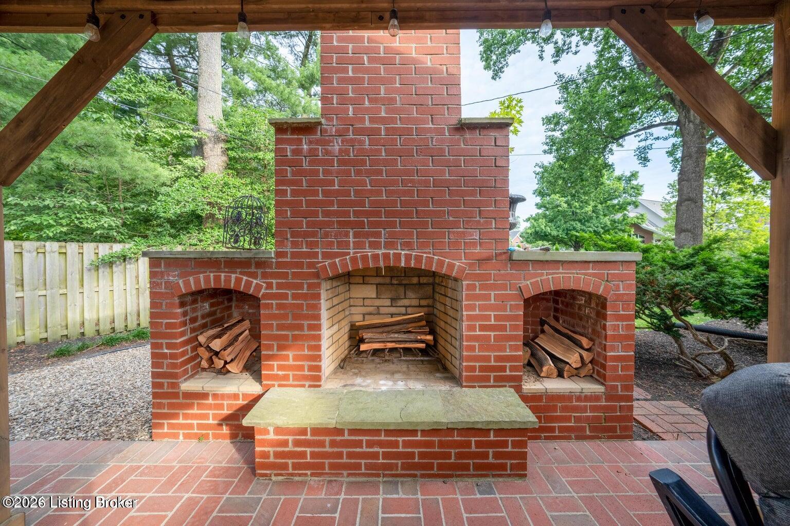 514 Jarvis Ln