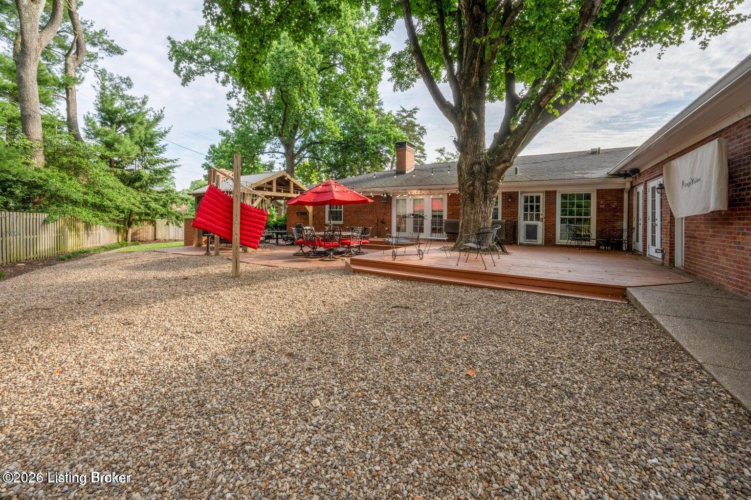 514 Jarvis Ln