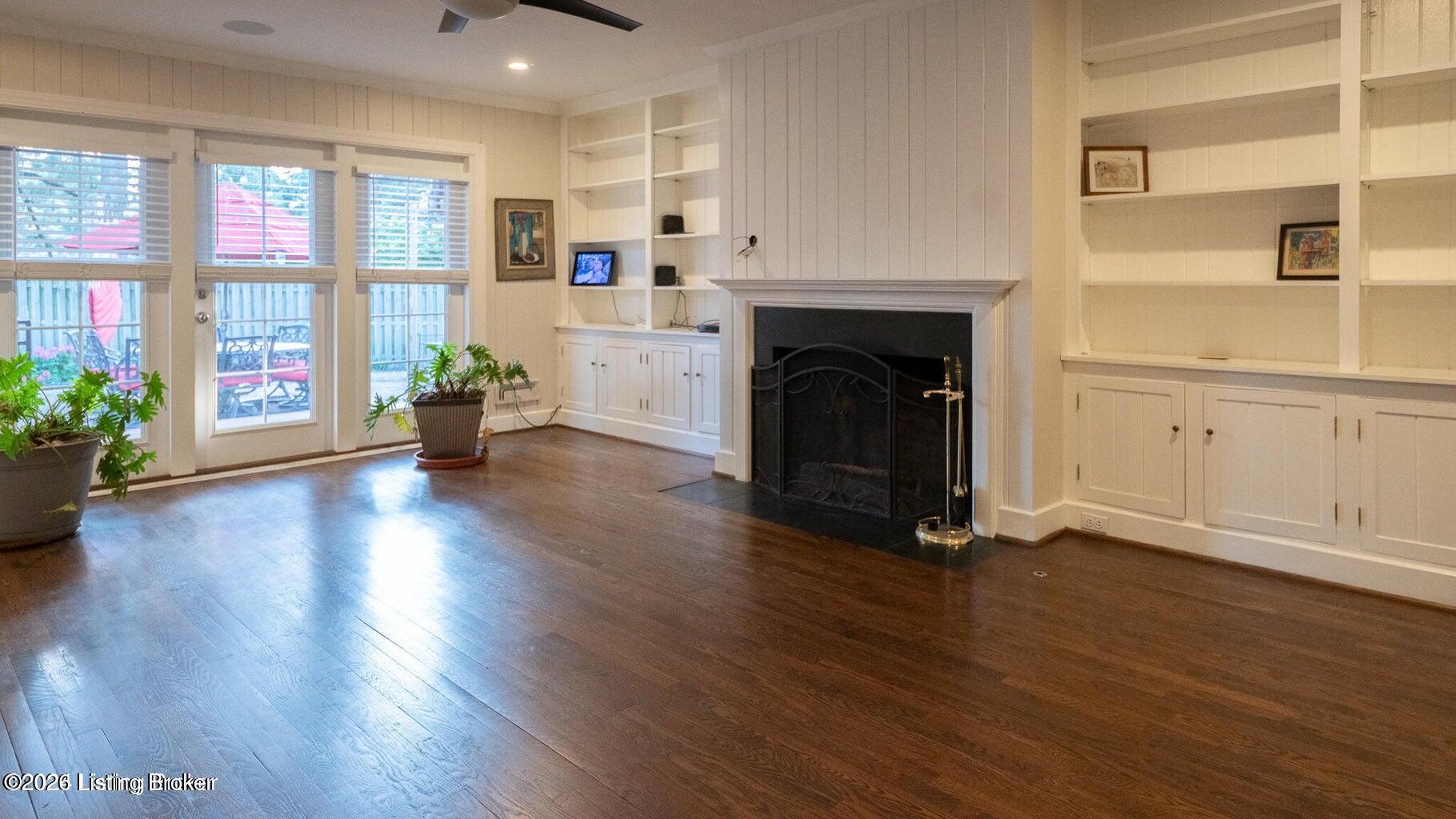 514 Jarvis Ln