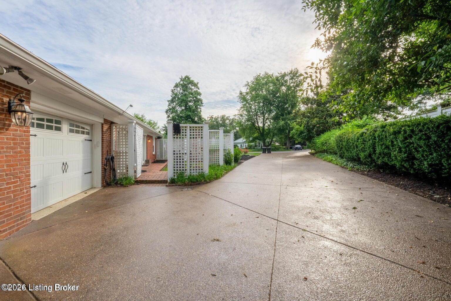 514 Jarvis Ln
