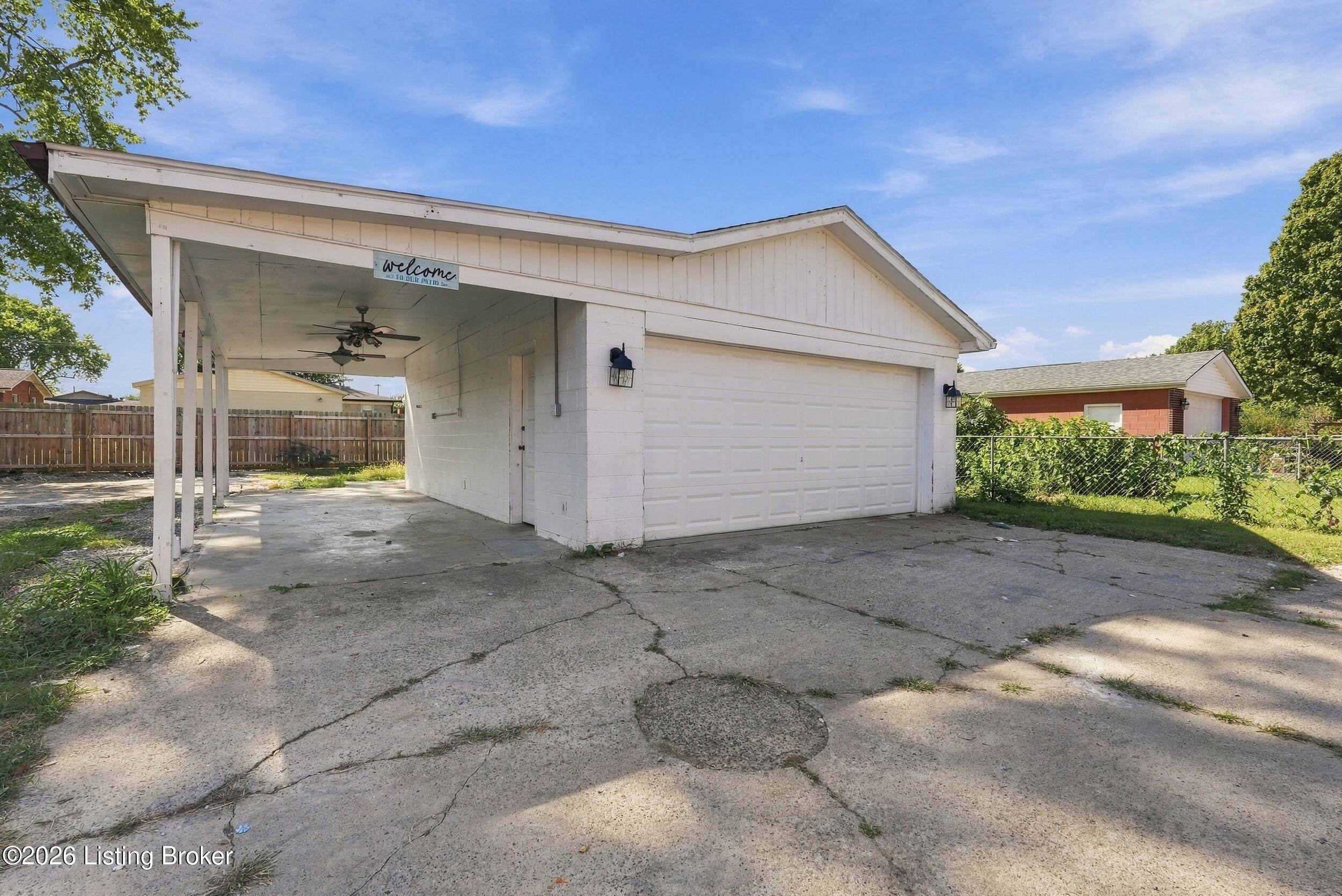 7206 Tangelo Dr