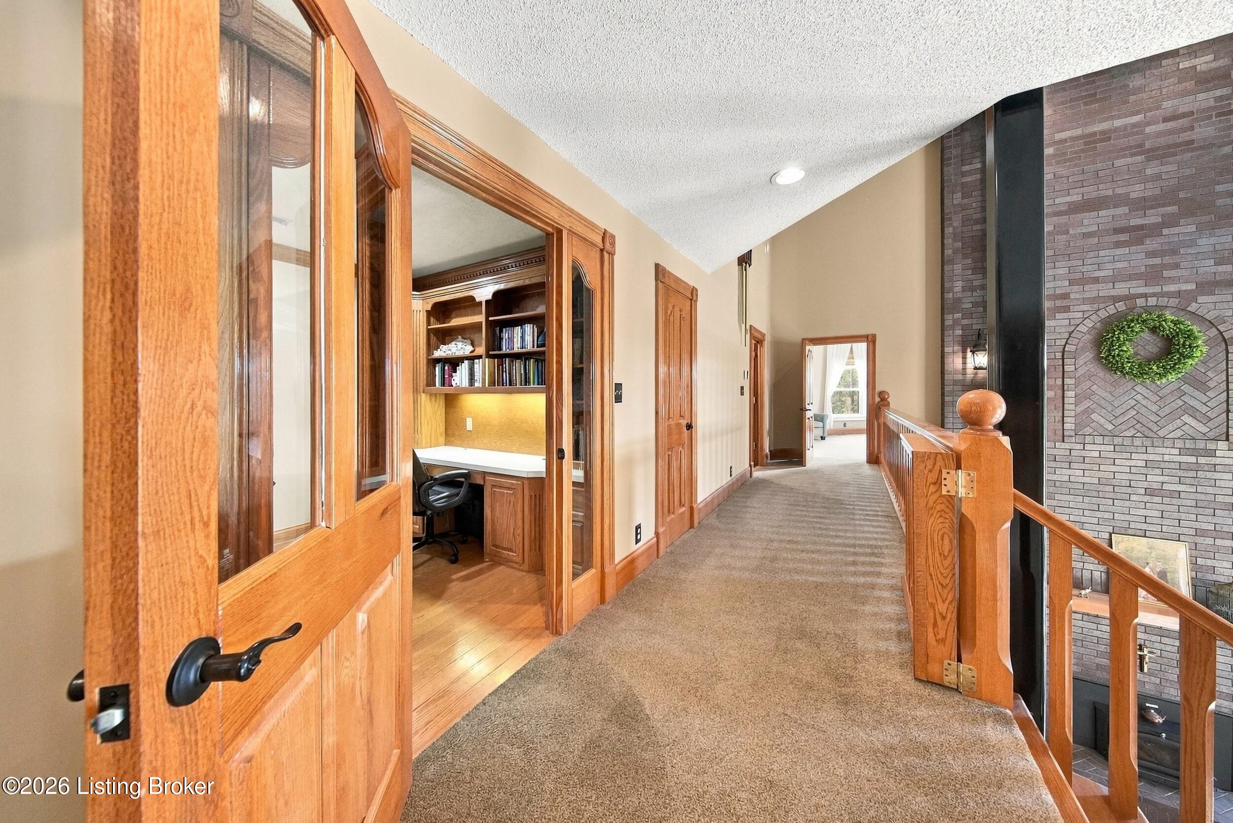 8161 Cunningham Sarles Rd