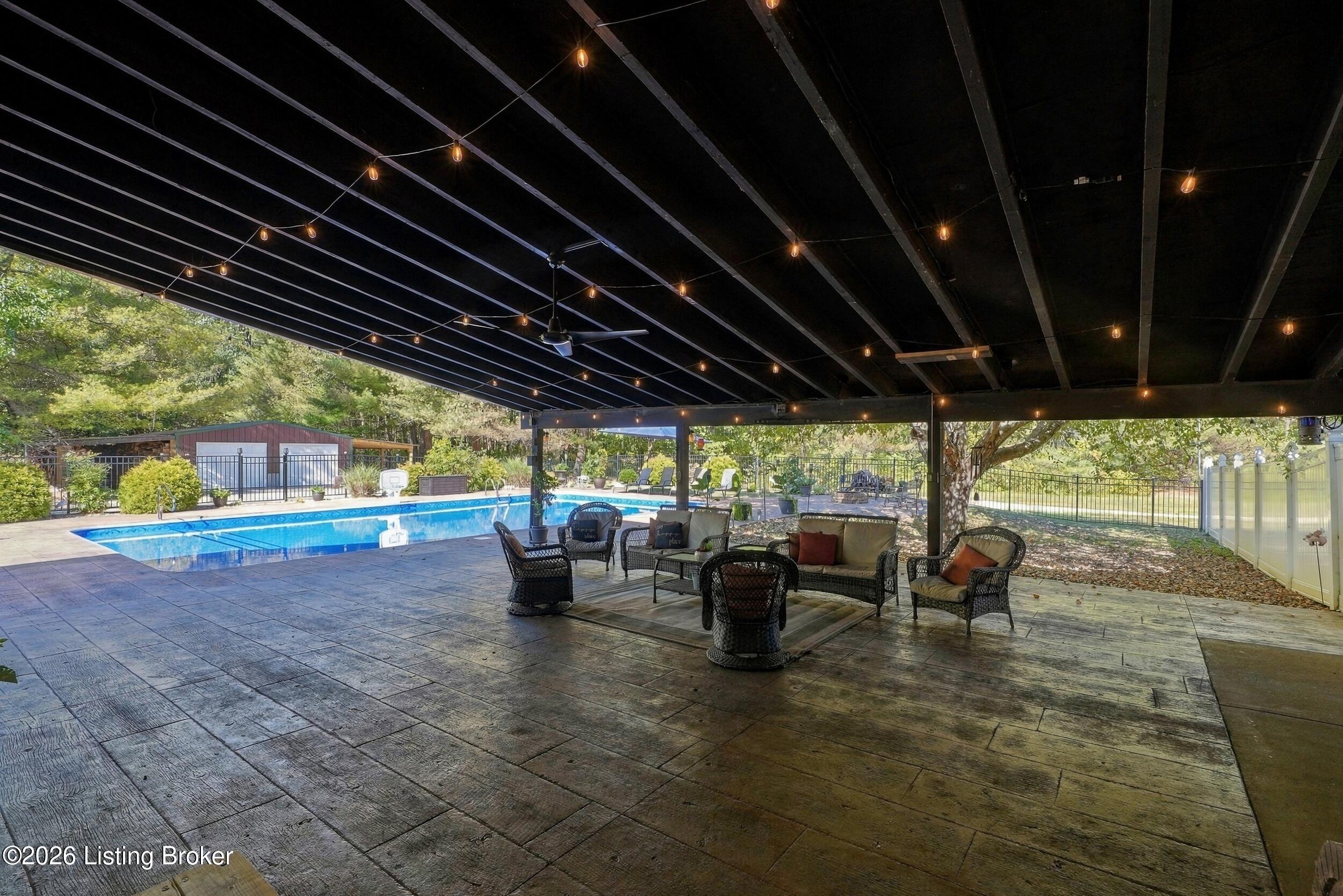 8161 Cunningham Sarles Rd