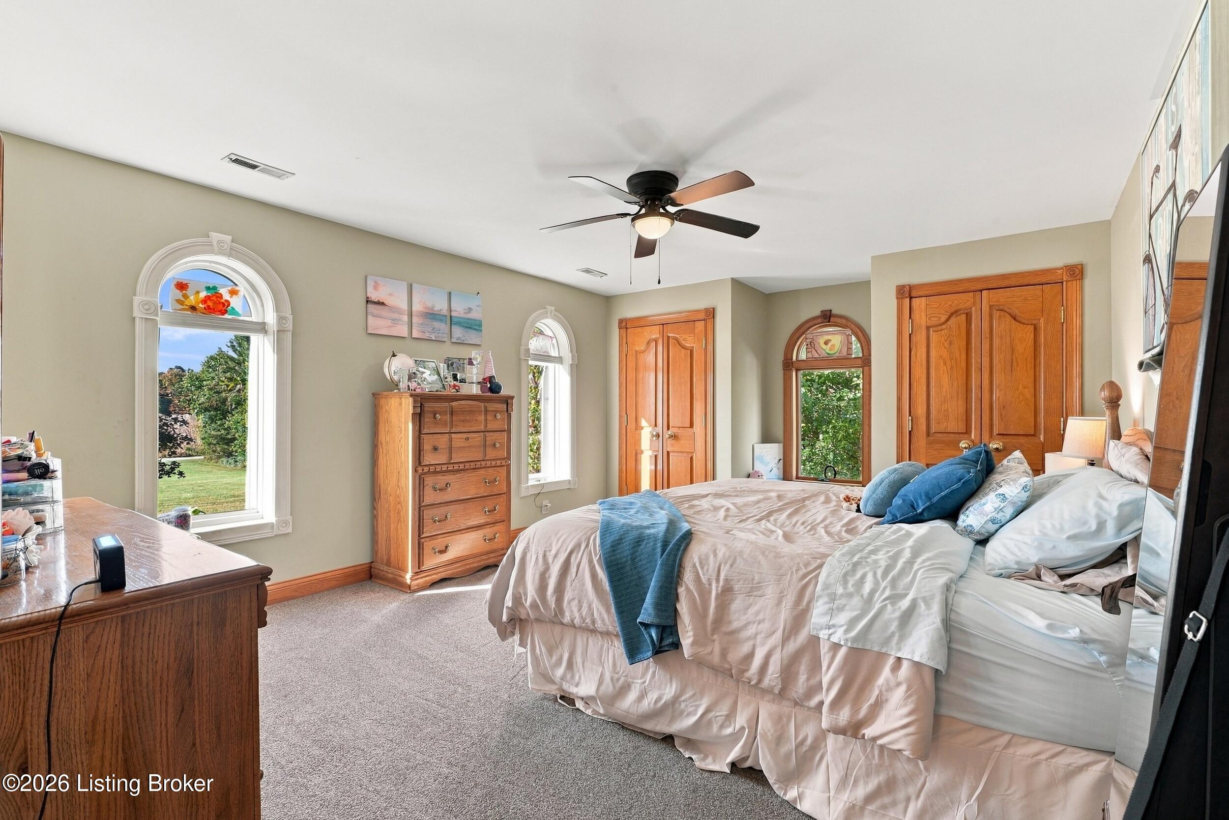 8161 Cunningham Sarles Rd
