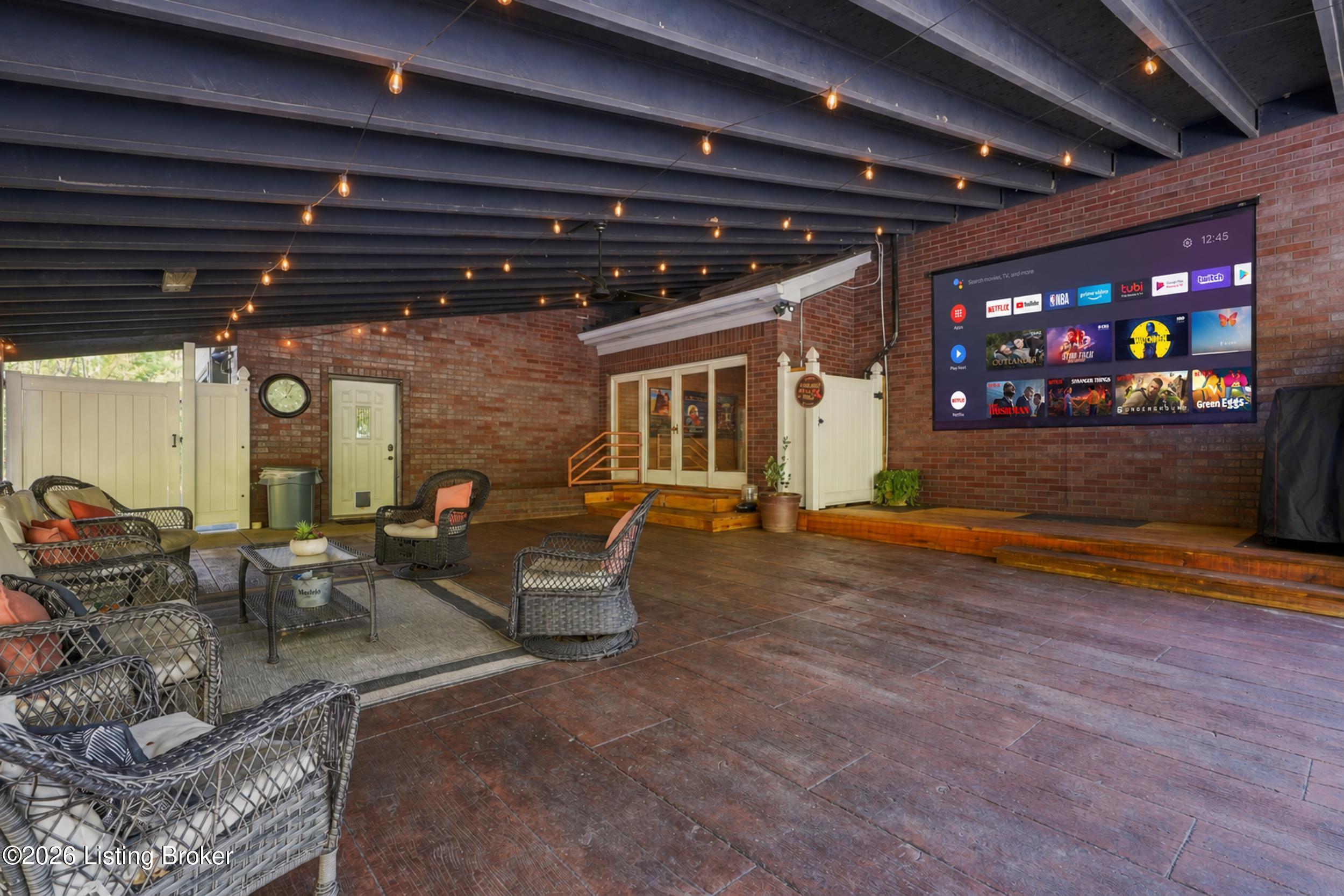 8161 Cunningham Sarles Rd