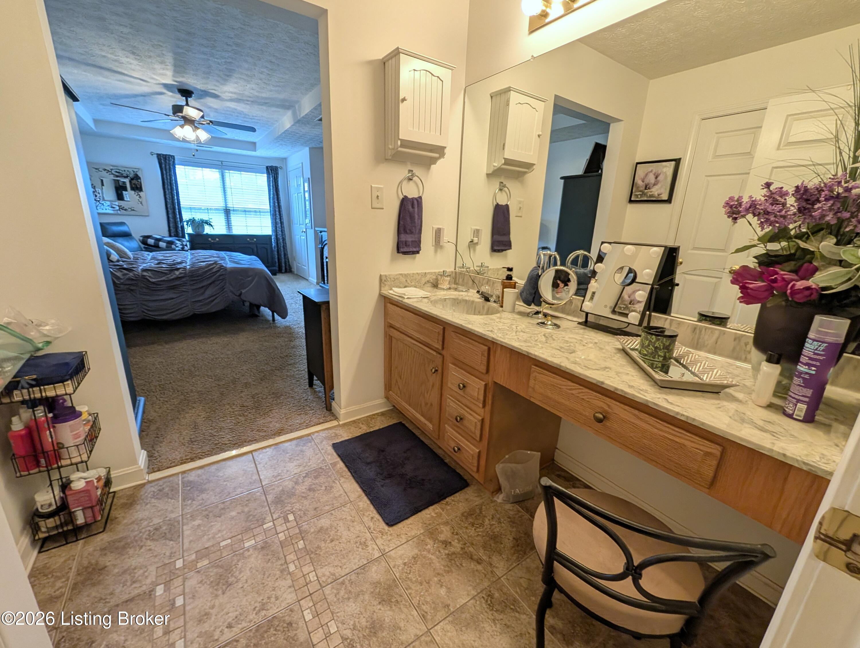11405 Ridge Lake Dr