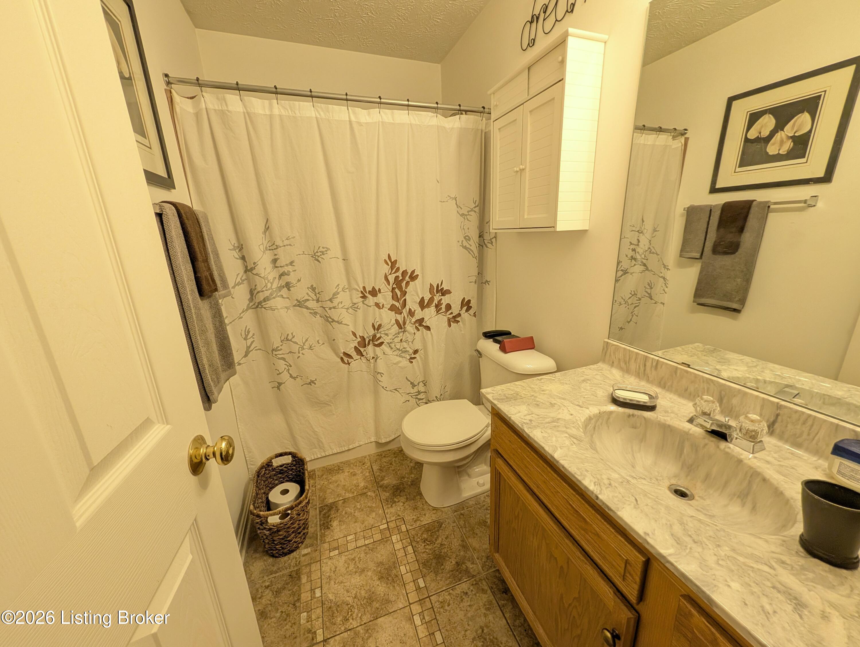 11405 Ridge Lake Dr