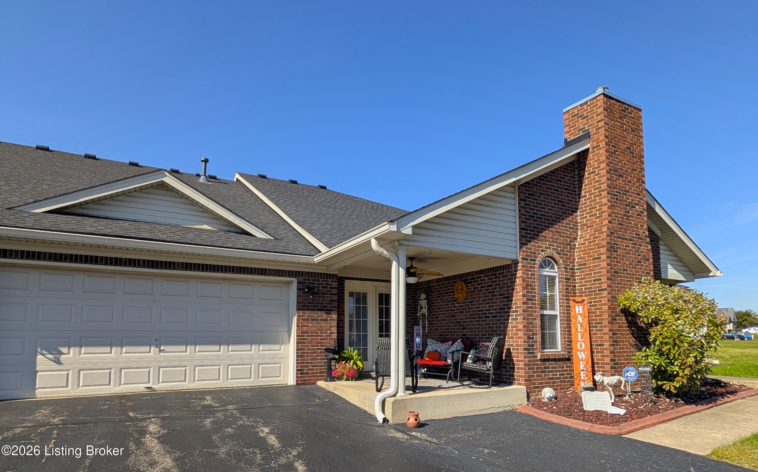 11405 Ridge Lake Dr