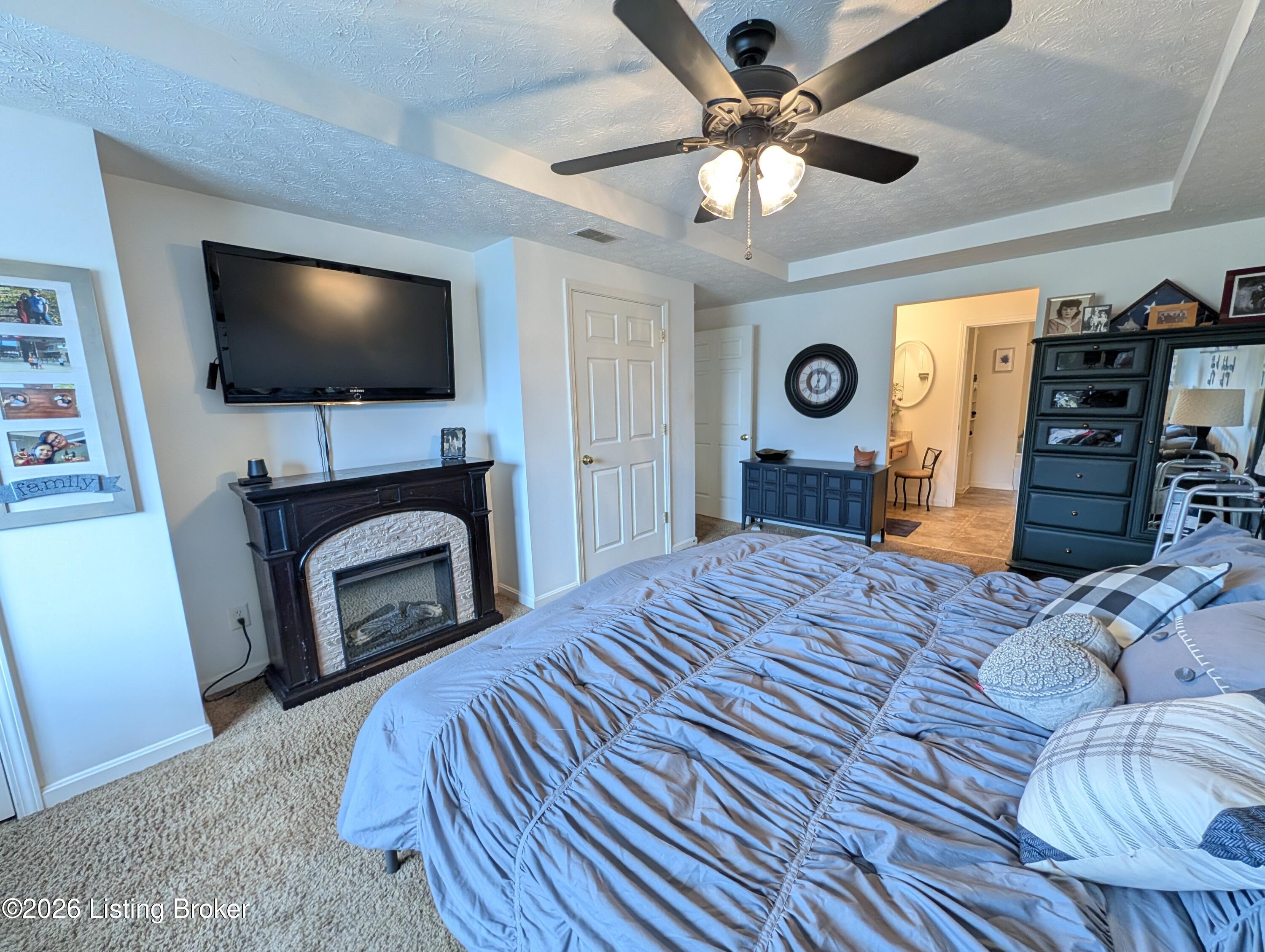 11405 Ridge Lake Dr