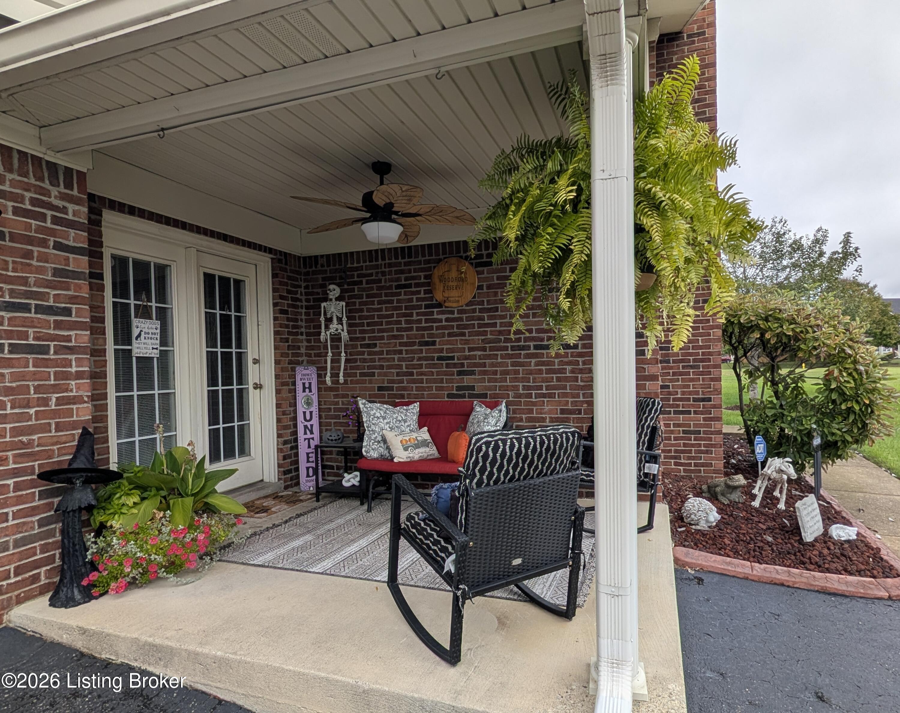 11405 Ridge Lake Dr