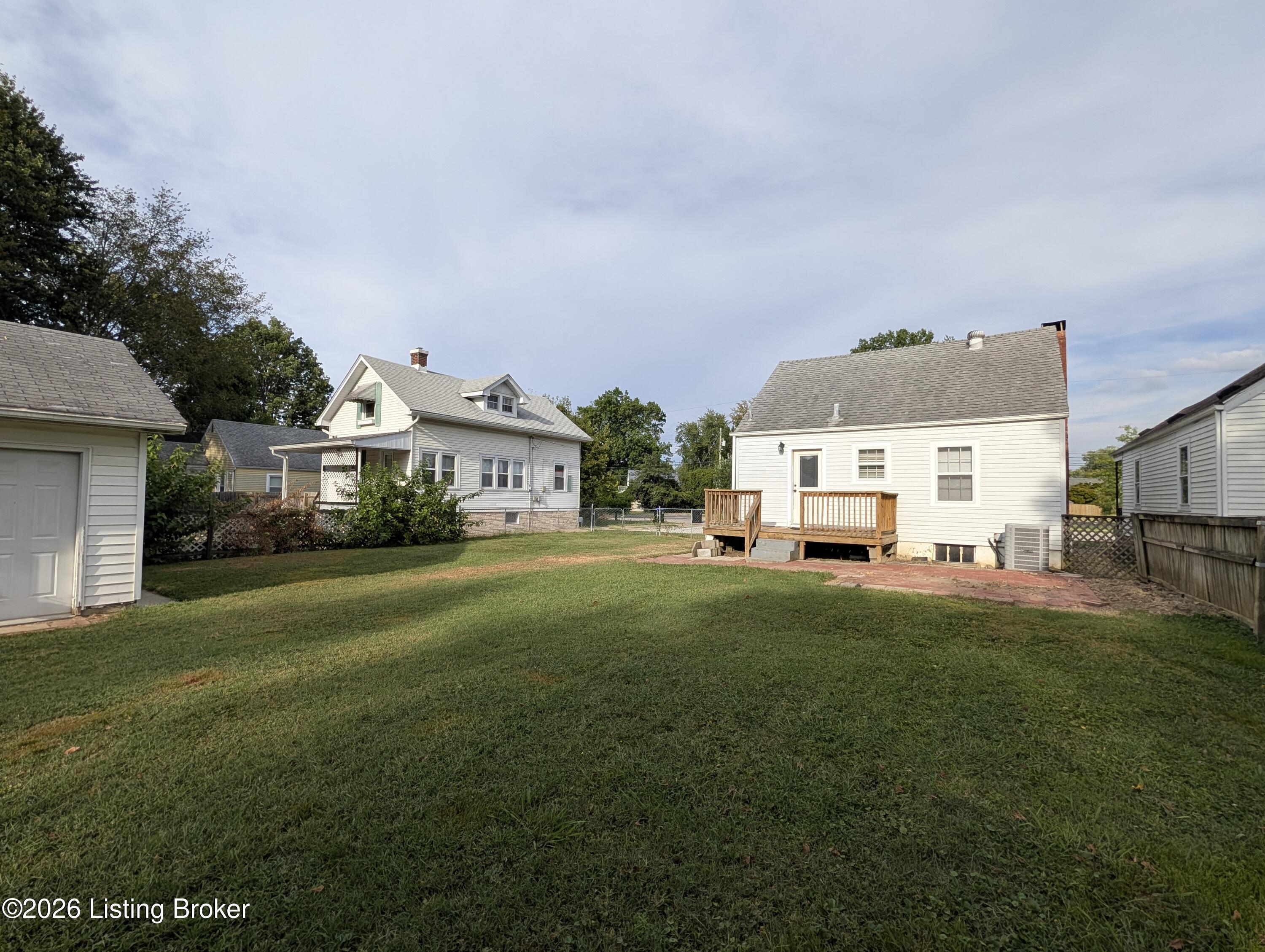 5010 Laughlin Ave