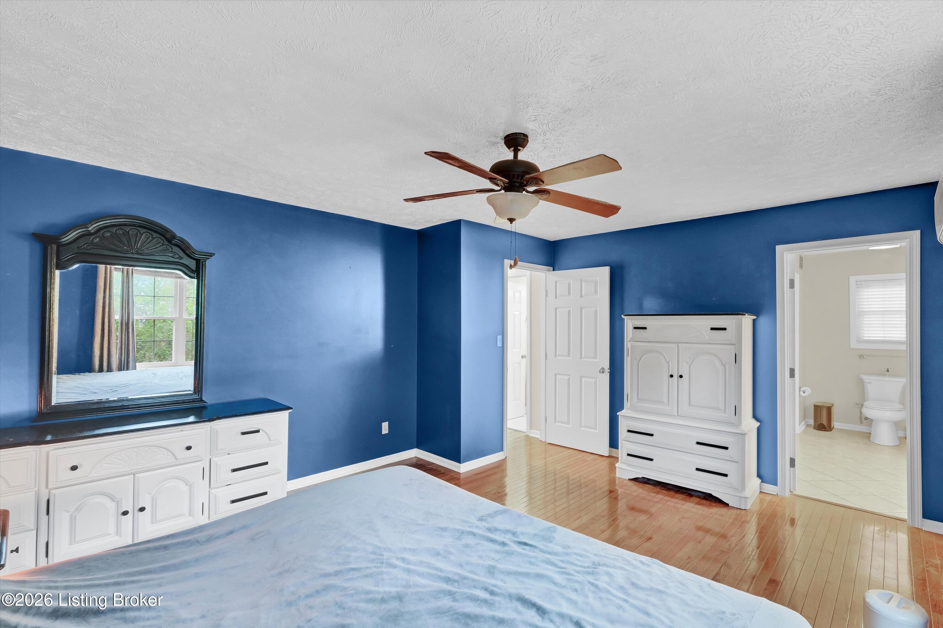 4538 Oak Pointe Dr