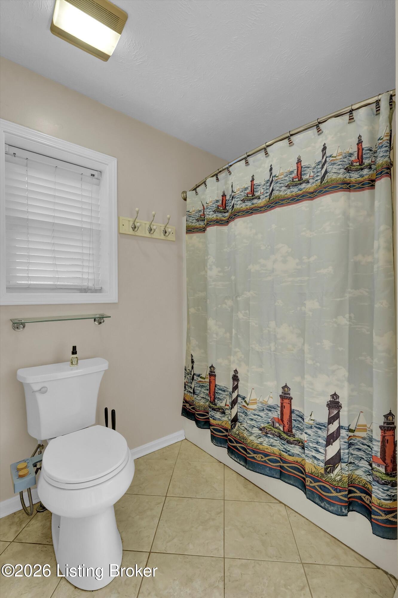 4538 Oak Pointe Dr