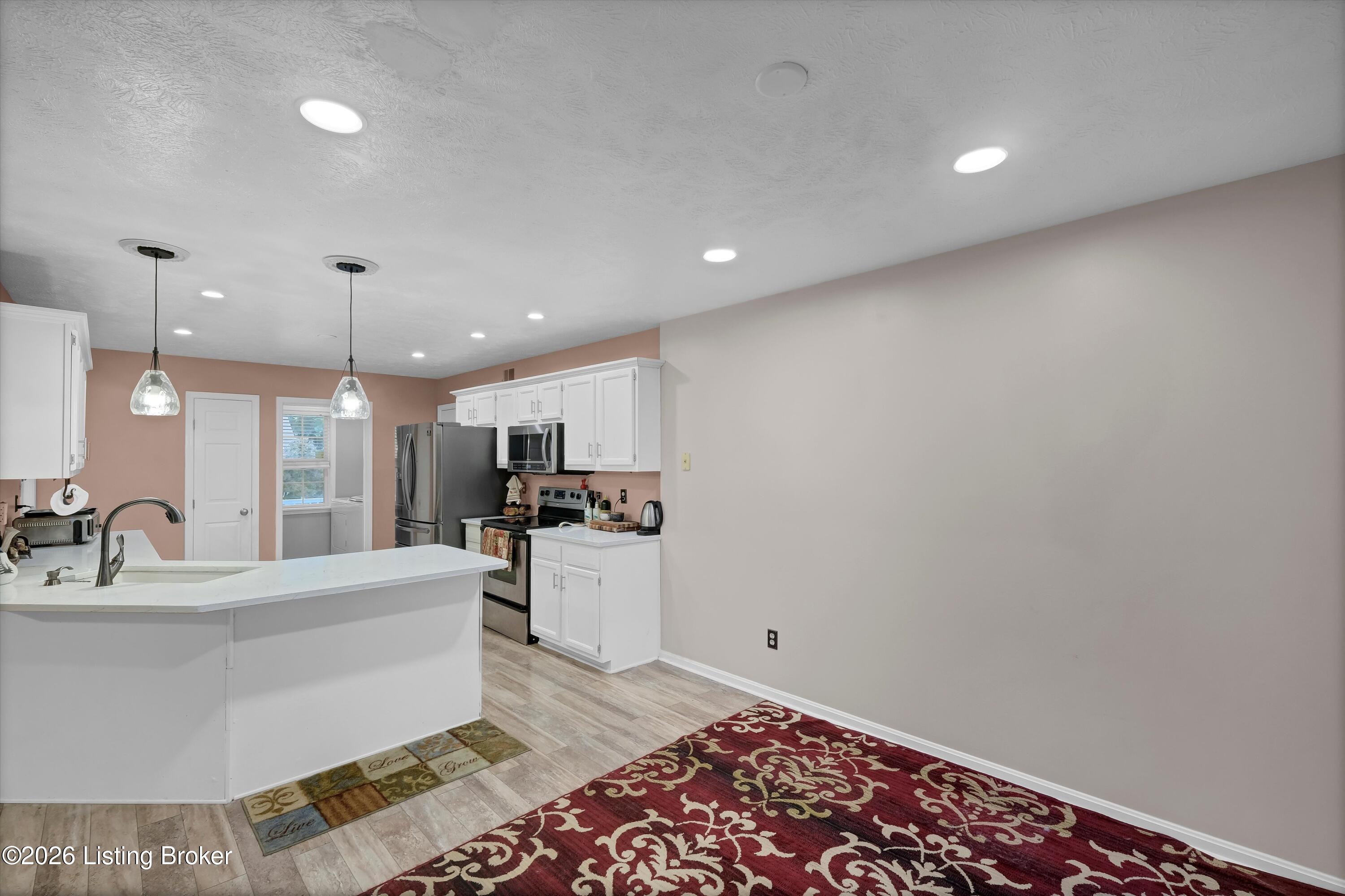 4538 Oak Pointe Dr
