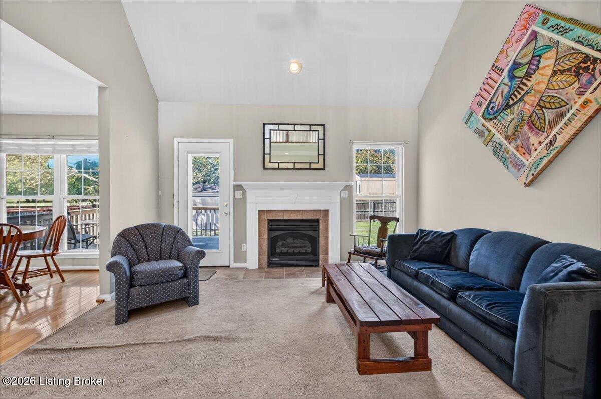 6414 Mossy Oaks Dr