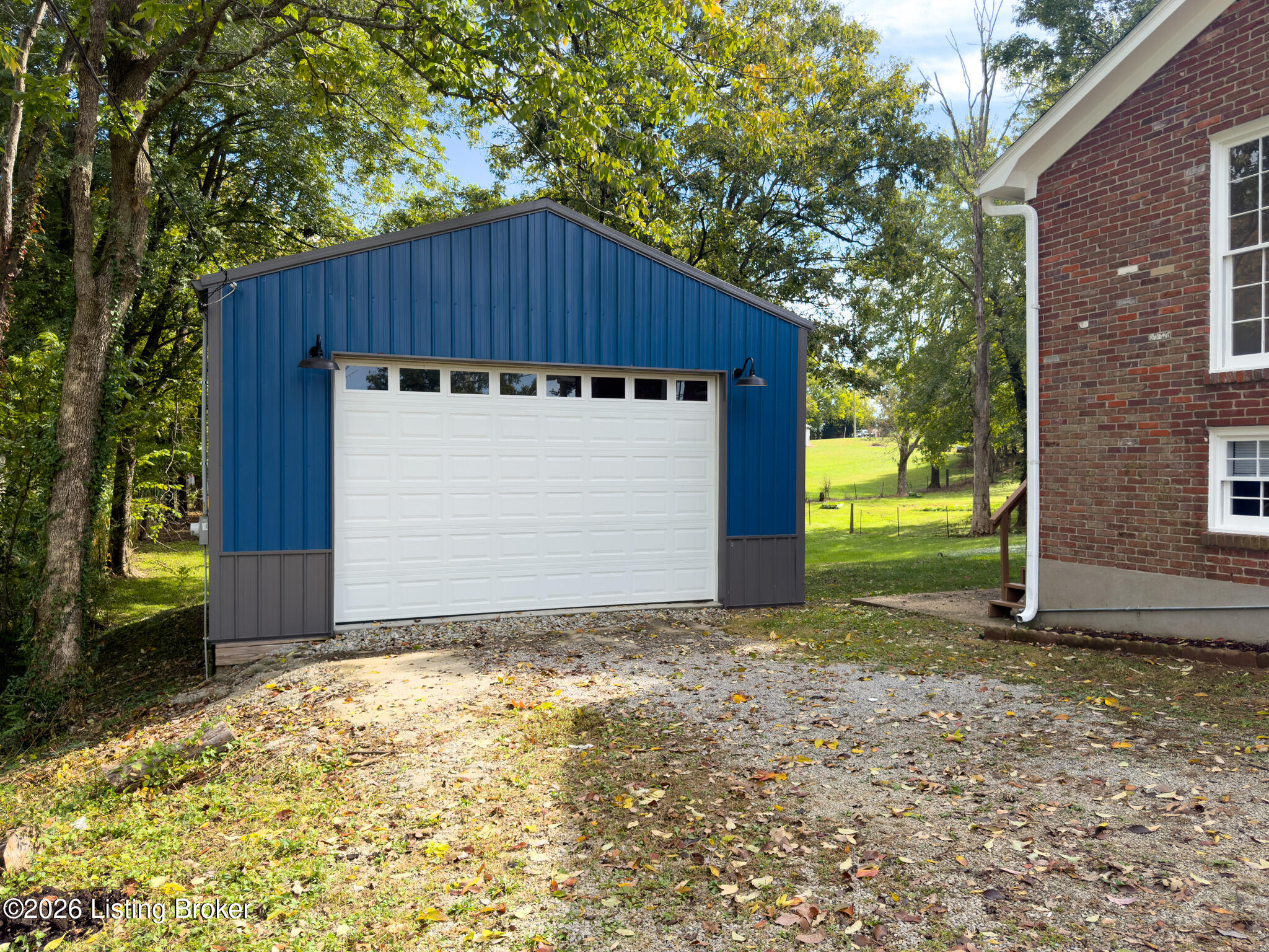 230 Willow Dr