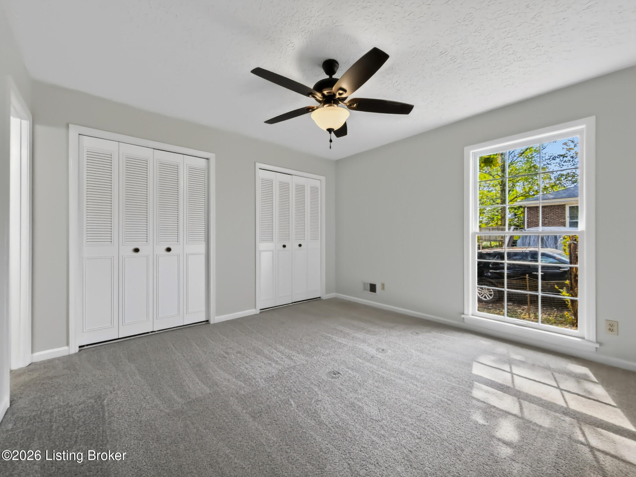 230 Willow Dr