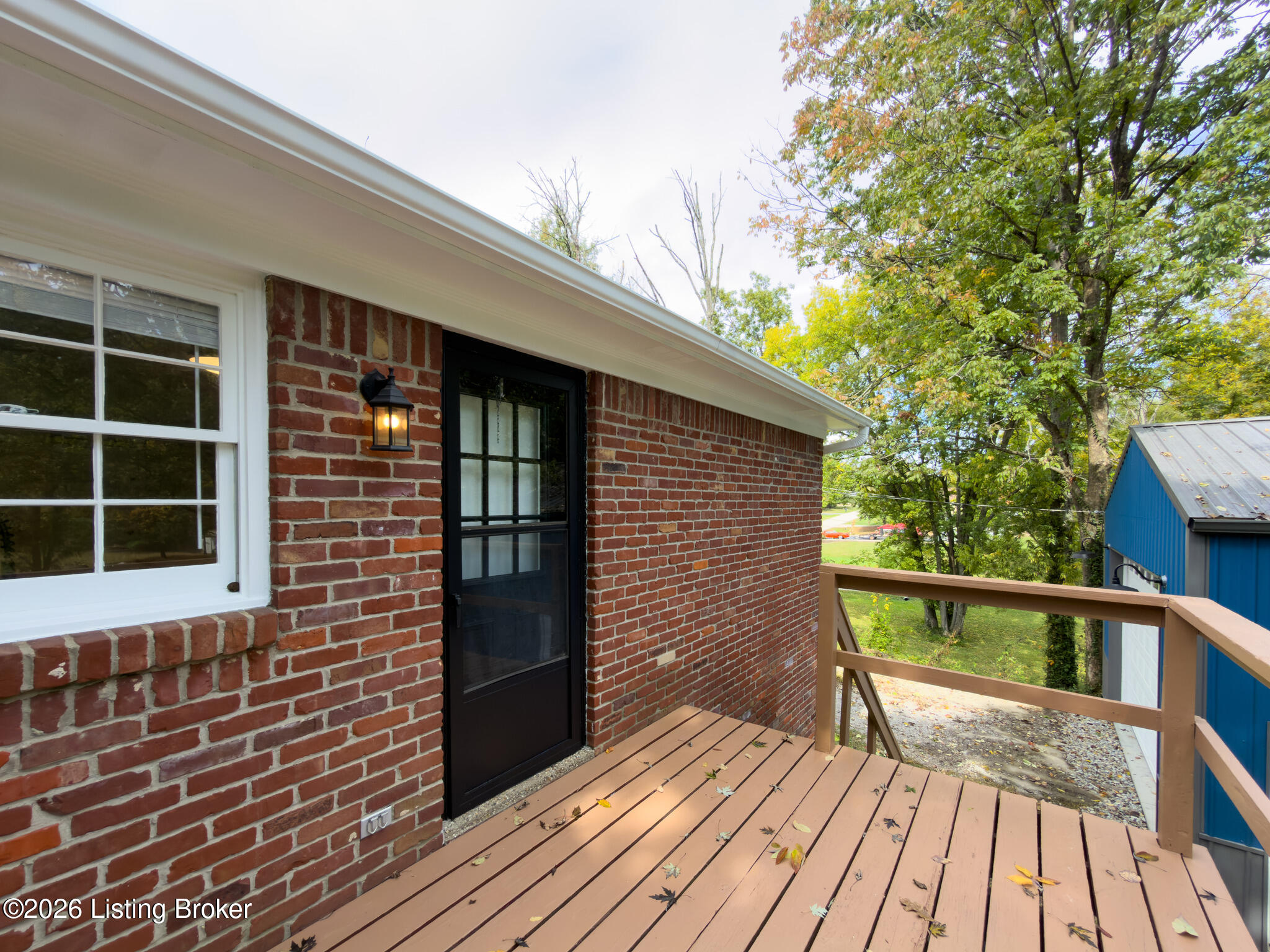230 Willow Dr