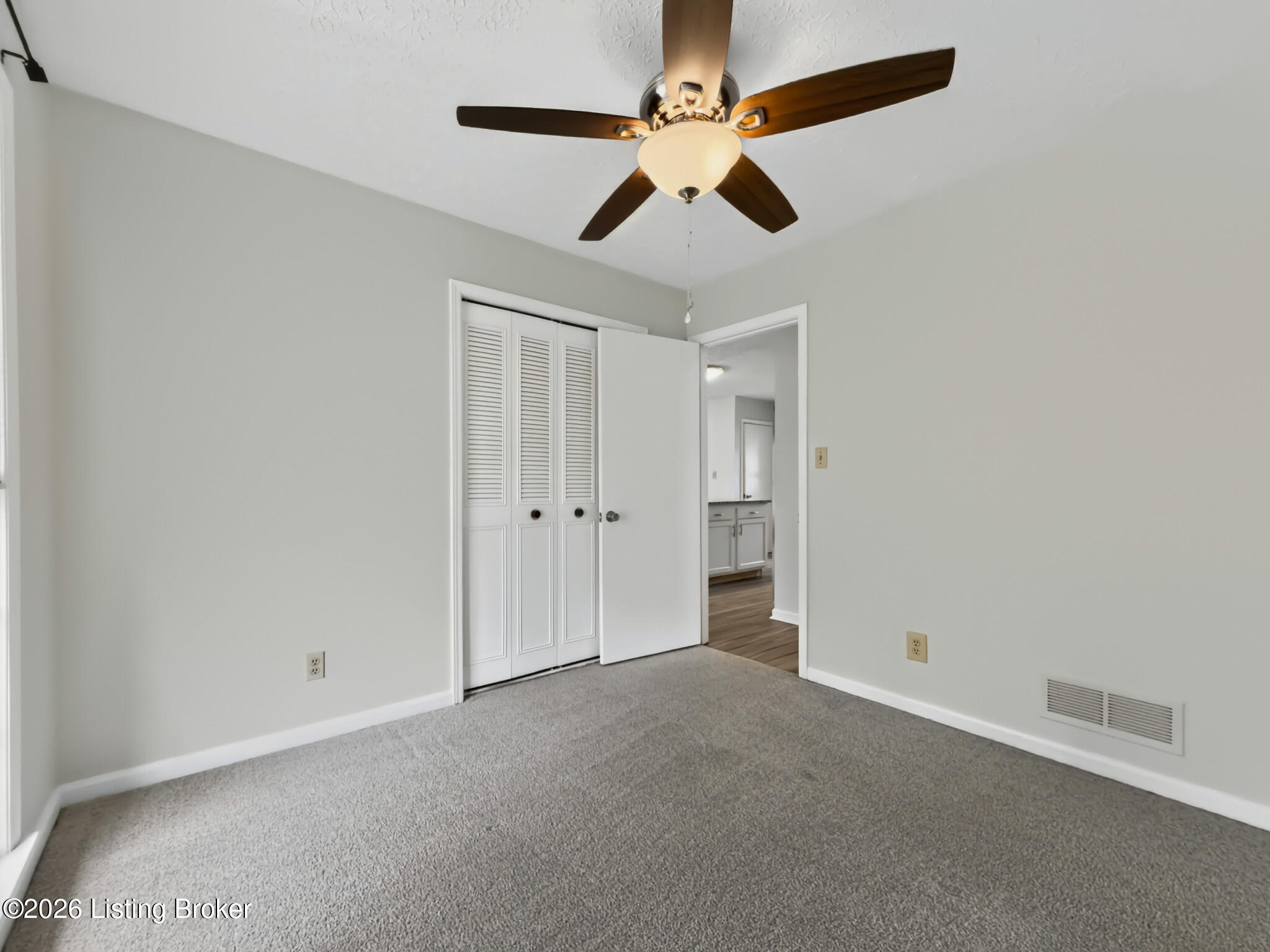 230 Willow Dr