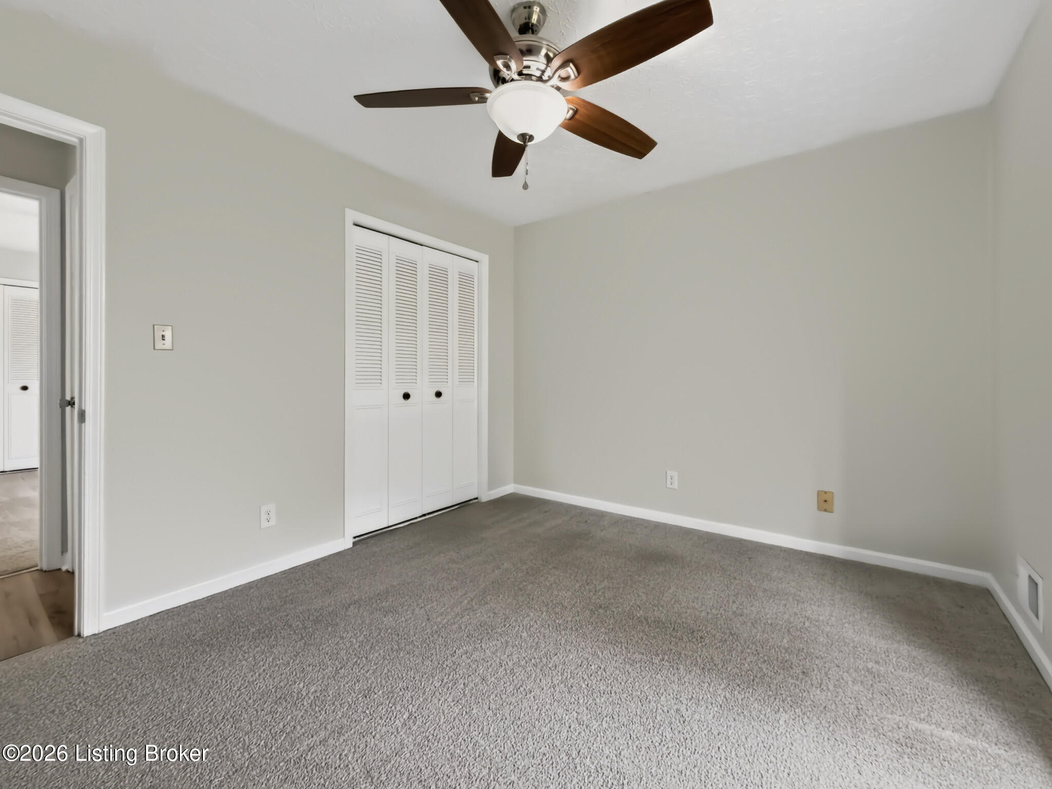 230 Willow Dr