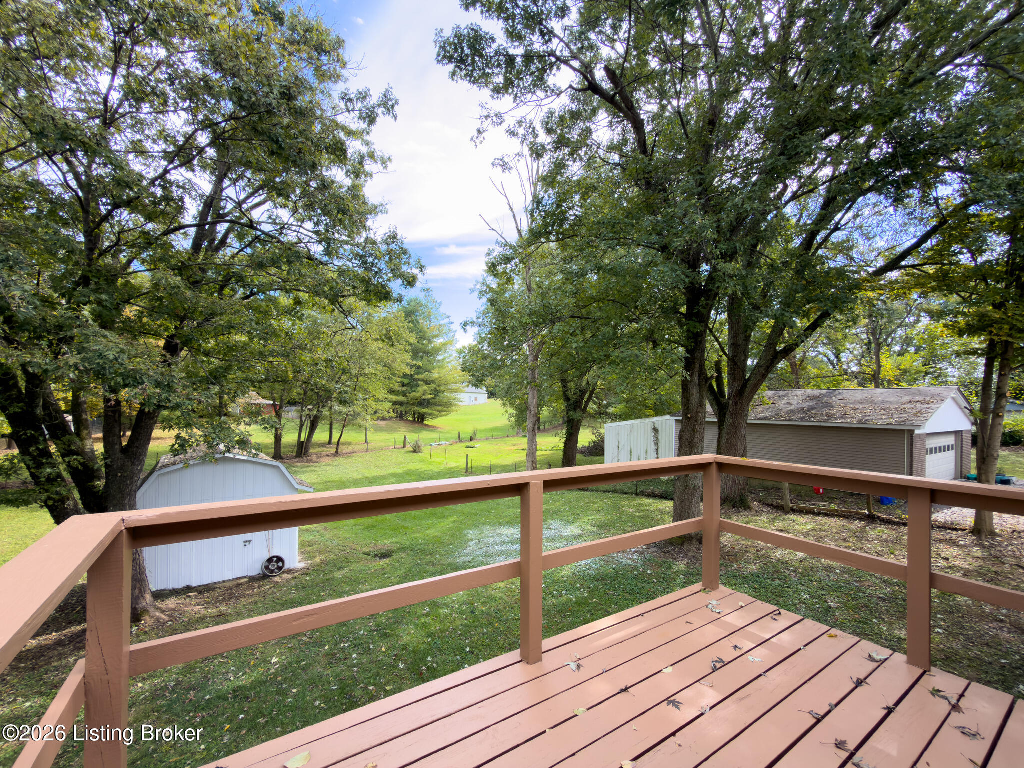 230 Willow Dr