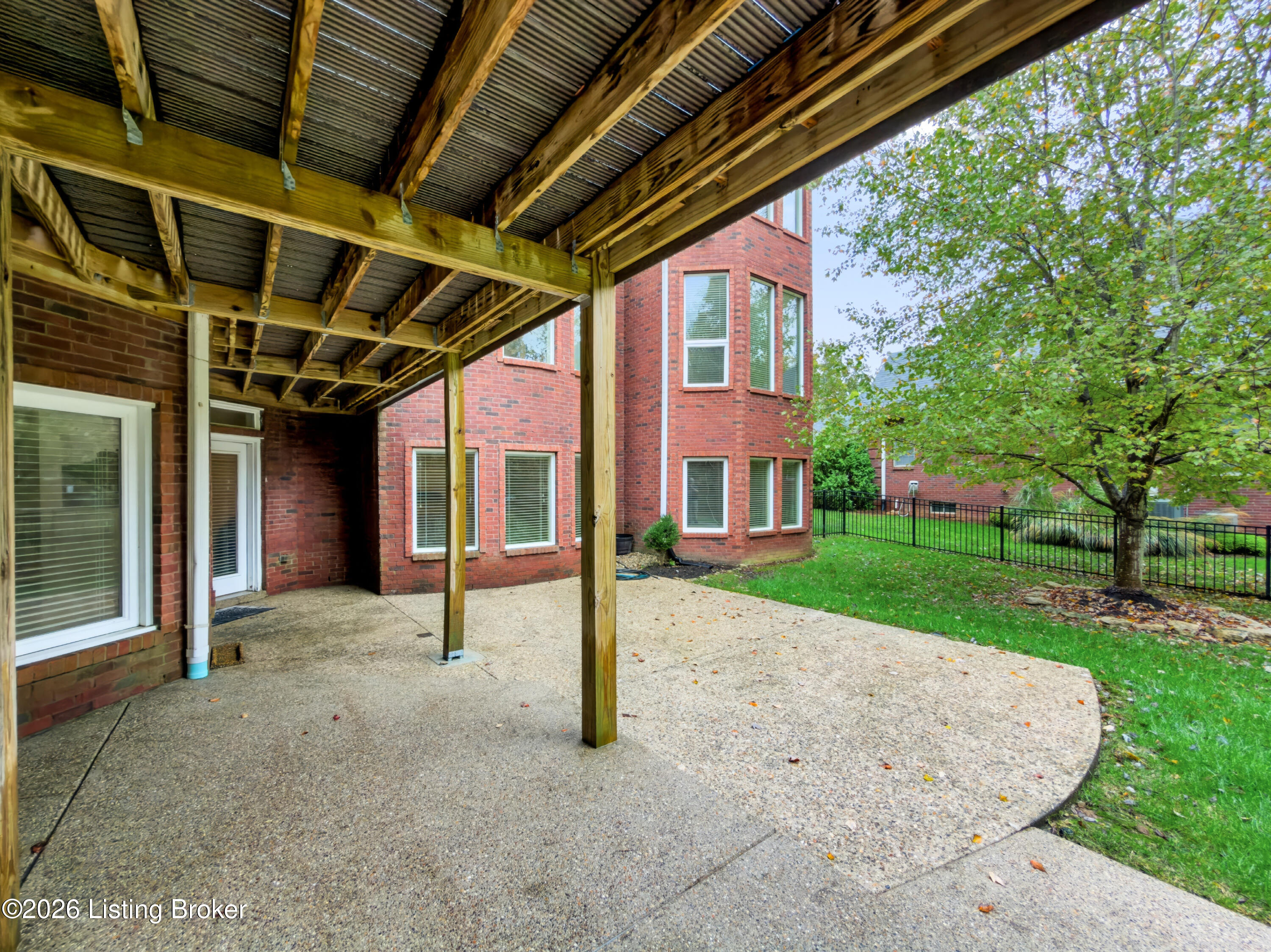 18905 Ridgeleigh Ln