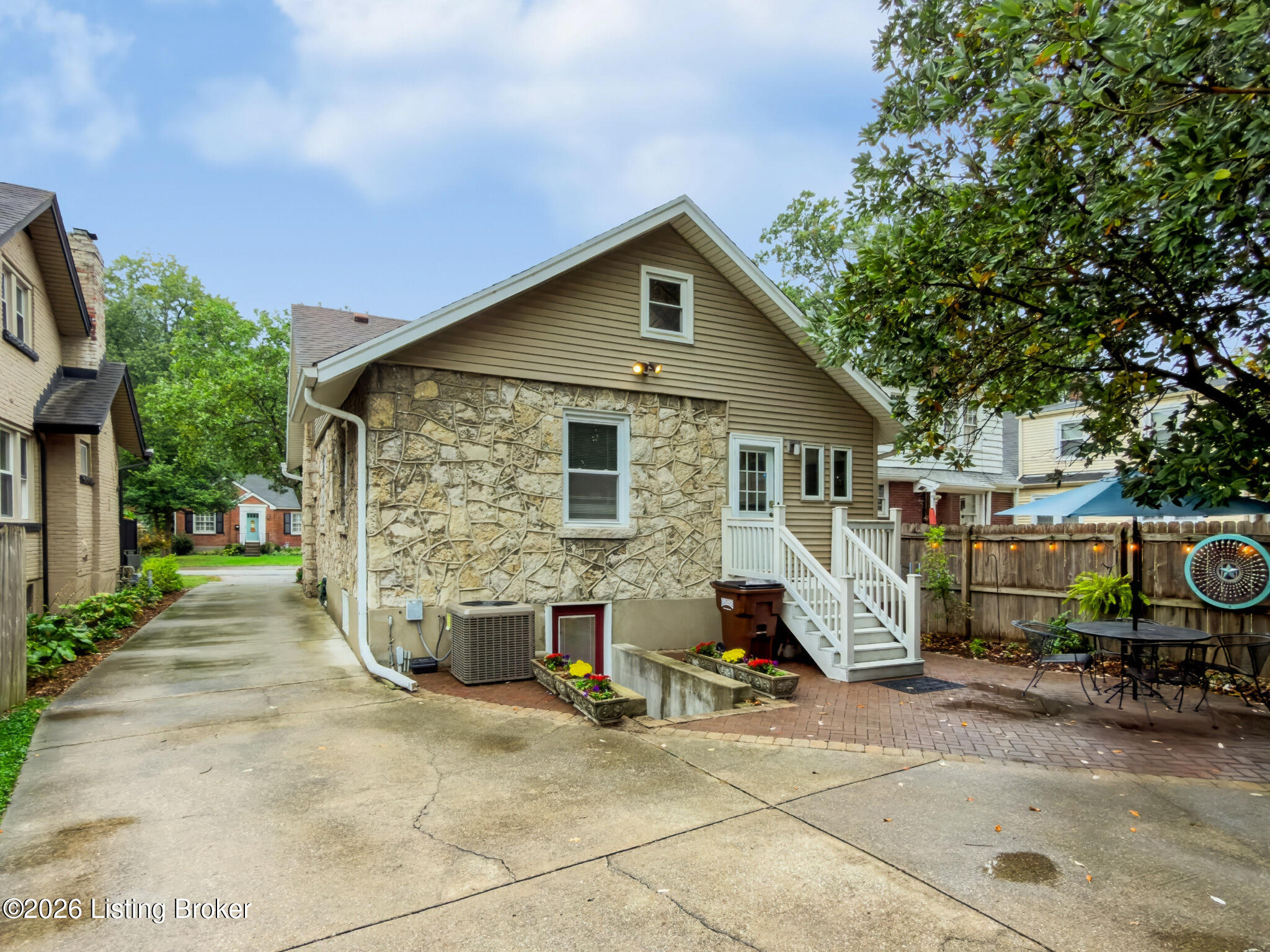 419 Wendover Ave