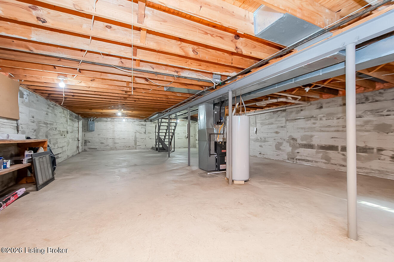 3605 Hunsinger Ln