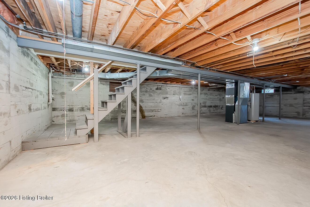 3605 Hunsinger Ln