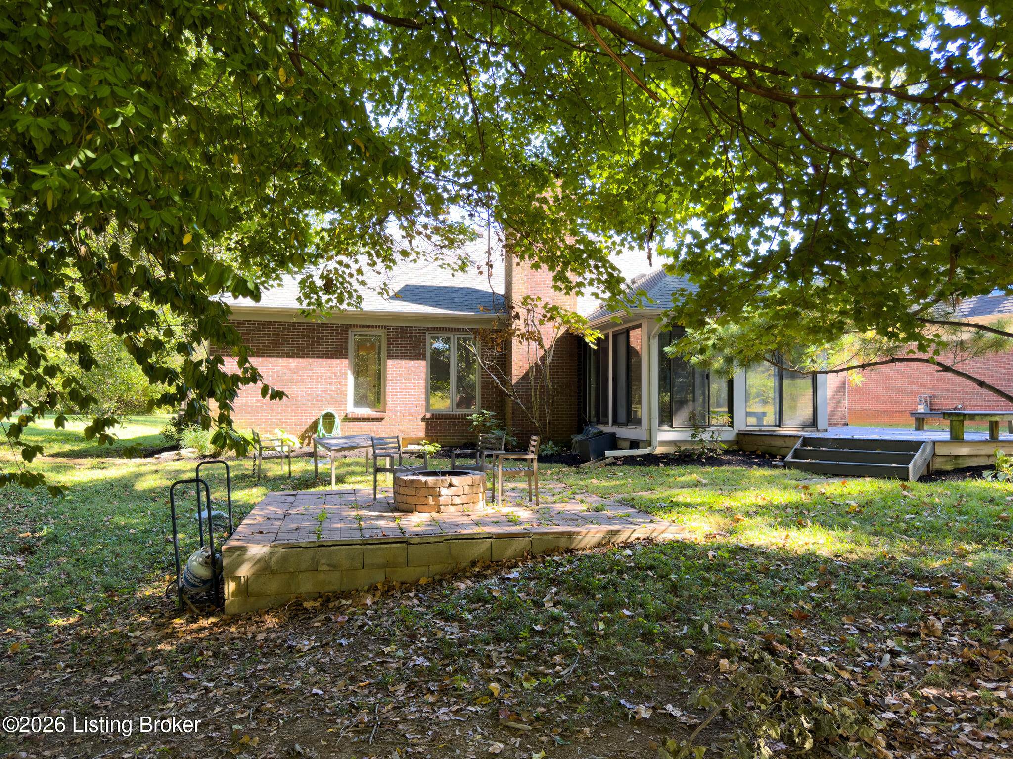8025 Cedar Glen Ln