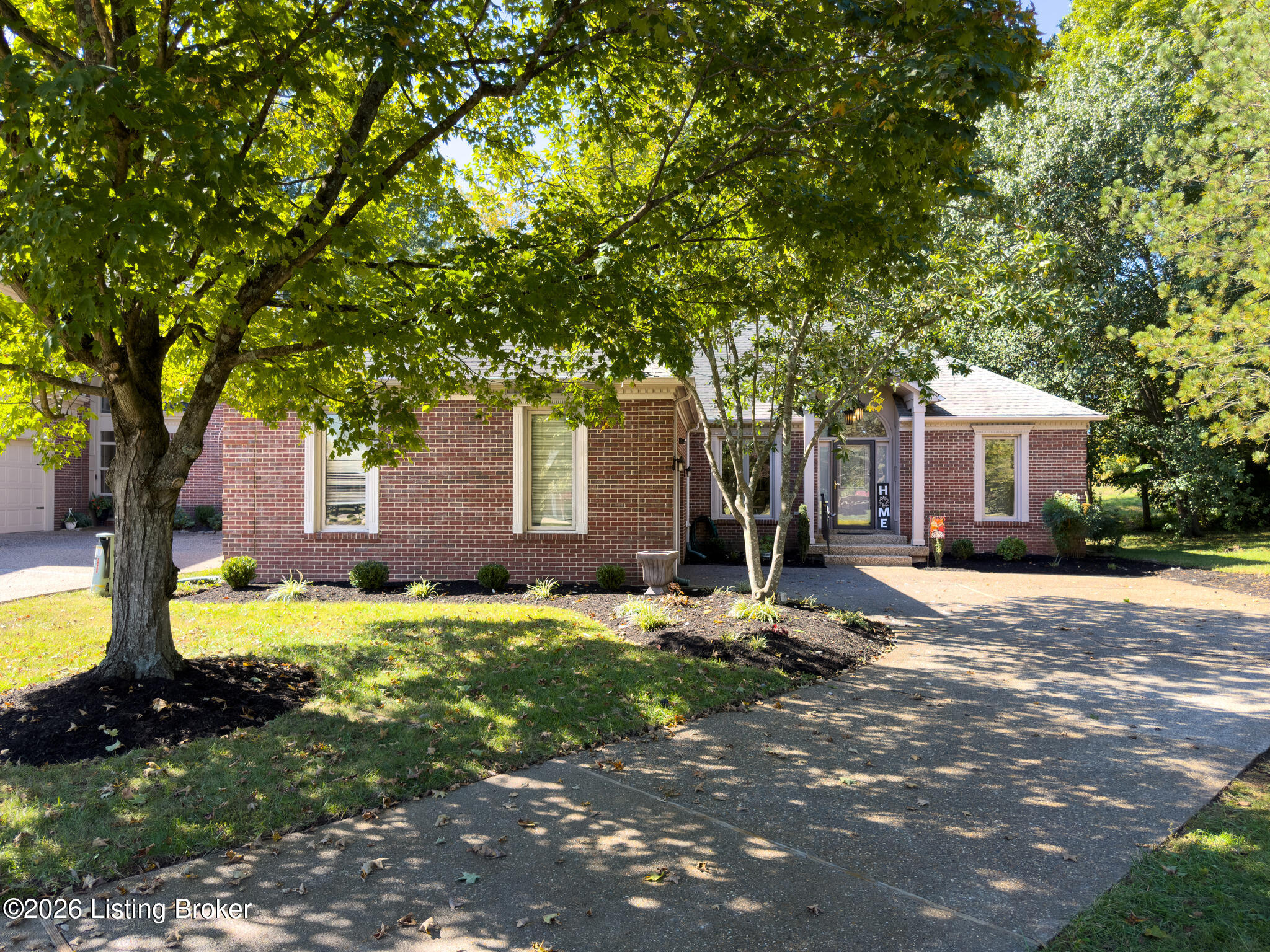 8025 Cedar Glen Ln